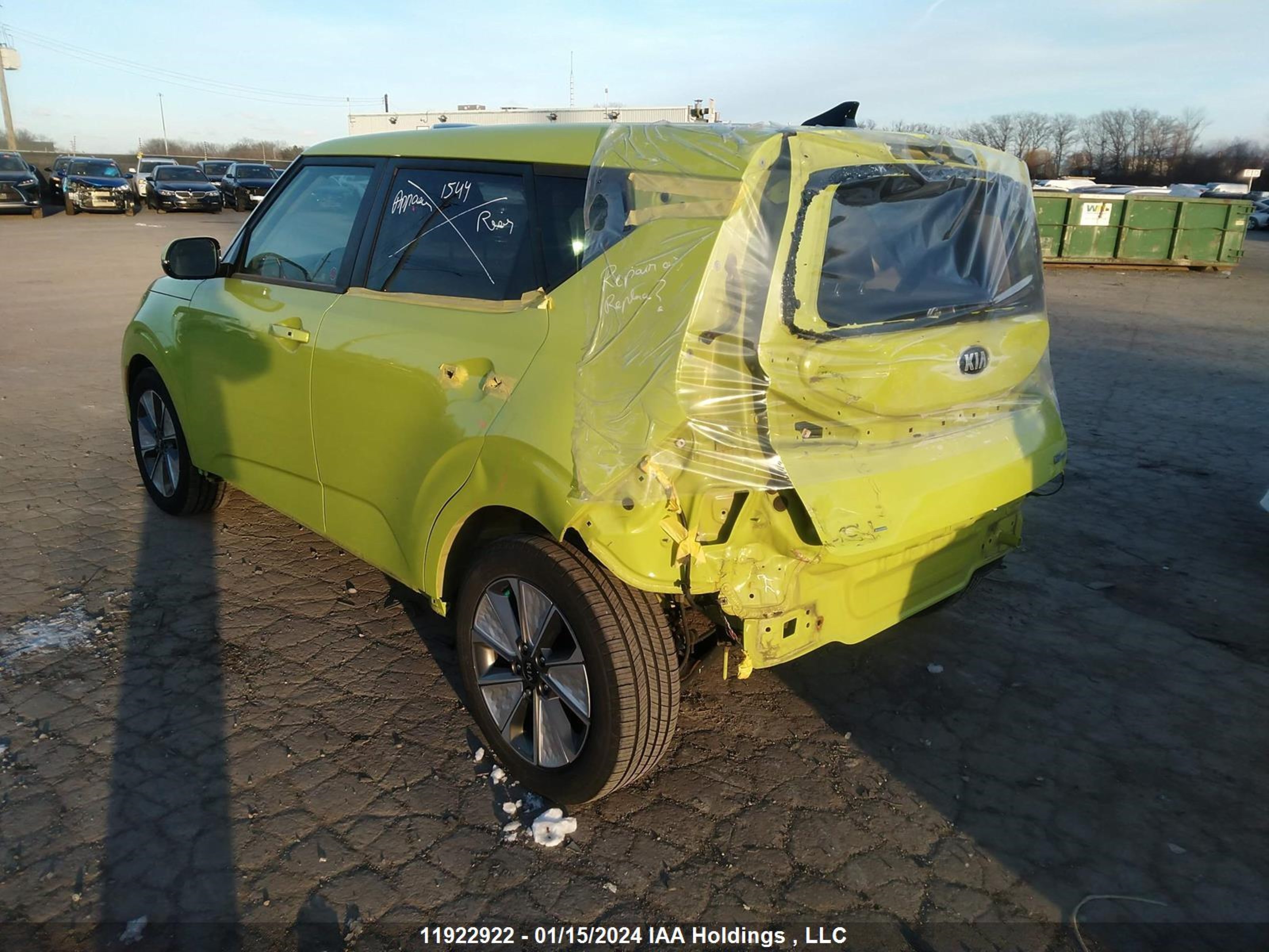 Photo 2 VIN: KNDJ33A10L7004839 - KIA SOUL EV 