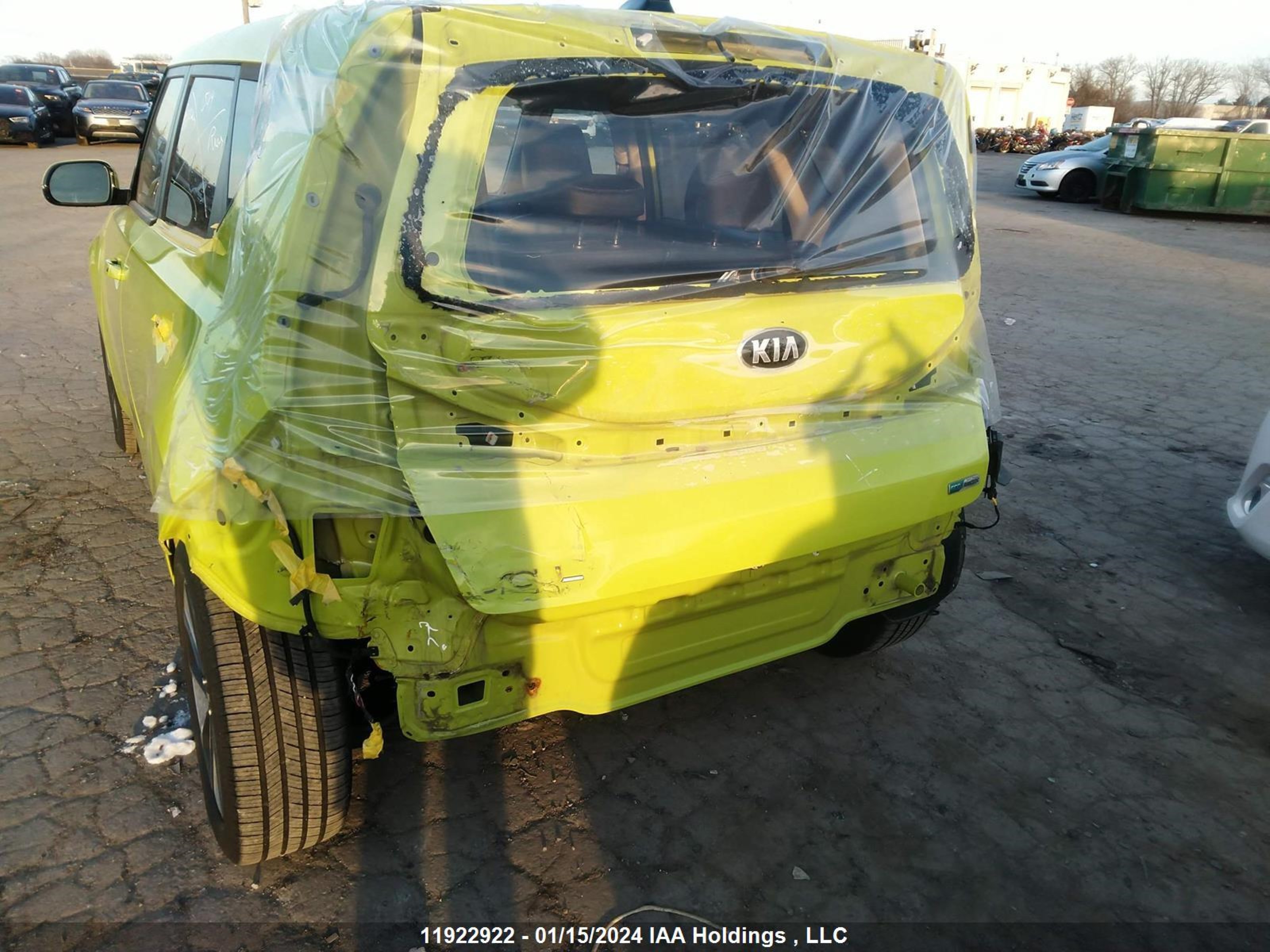 Photo 5 VIN: KNDJ33A10L7004839 - KIA SOUL EV 