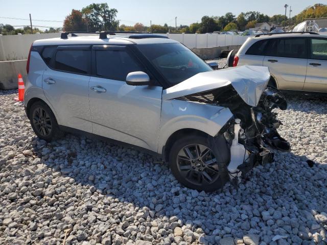 Photo 3 VIN: KNDJ33AU1M7738286 - KIA SOUL EX 