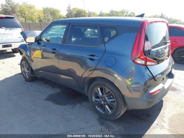 Photo 2 VIN: KNDJ33AU1N7822965 - KIA SOUL 