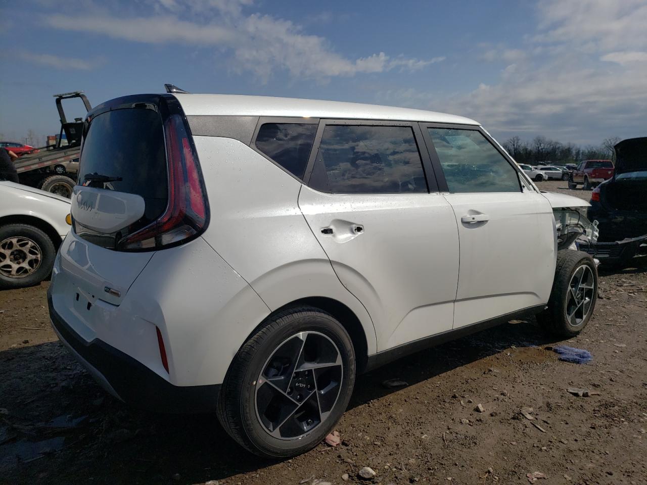 Photo 2 VIN: KNDJ33AU1P7894736 - KIA SOUL 