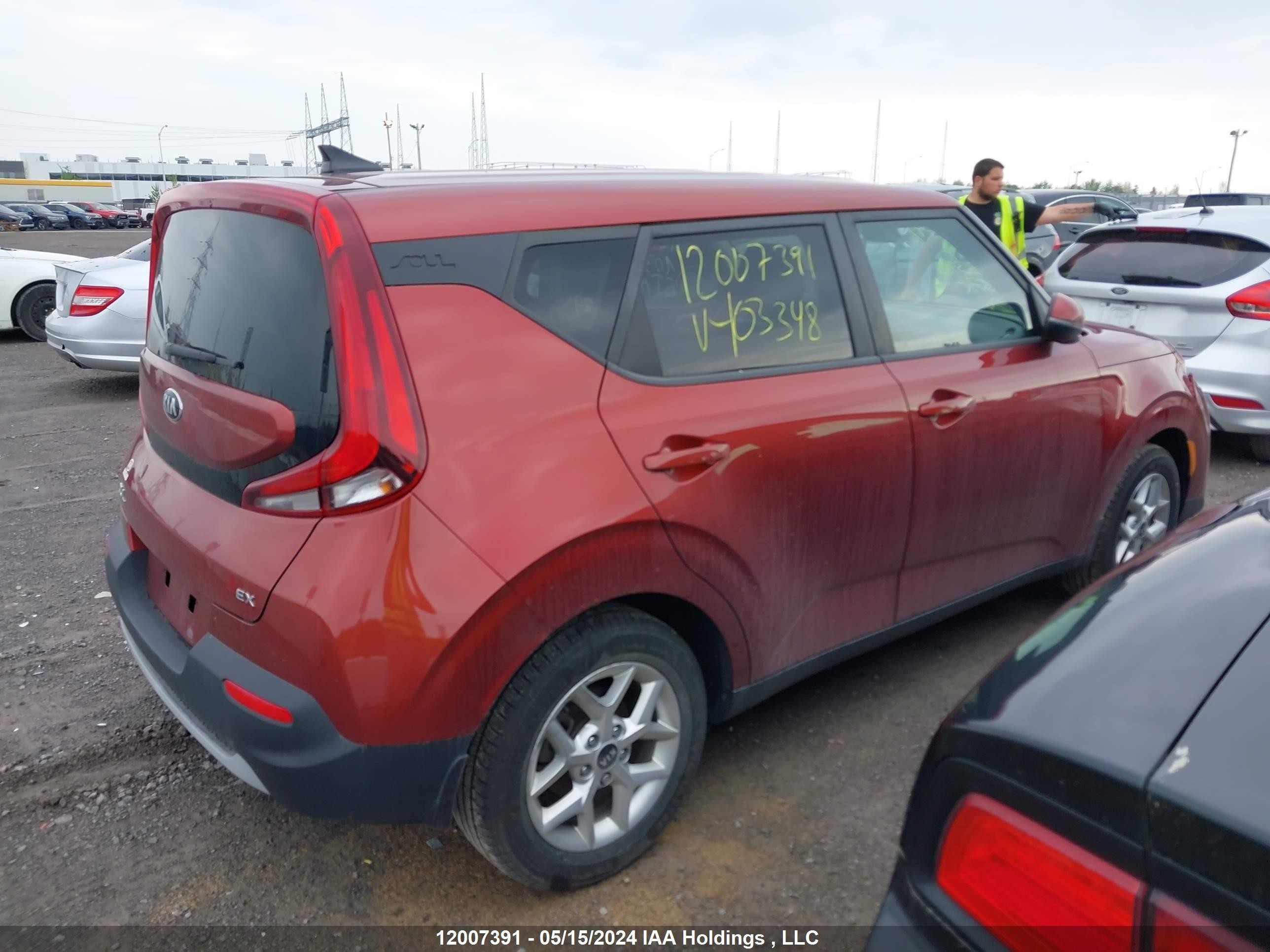 Photo 3 VIN: KNDJ33AU2L7103348 - KIA SOUL 