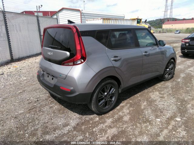 Photo 3 VIN: KNDJ33AU2N7804104 - KIA SOUL 