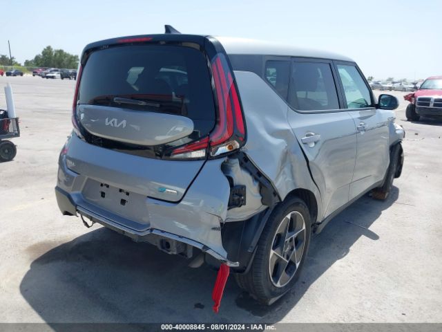 Photo 3 VIN: KNDJ33AU3P7872821 - KIA SOUL 