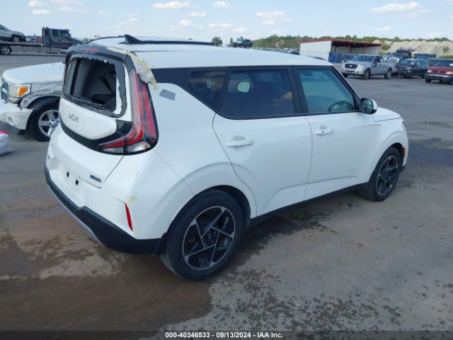 Photo 3 VIN: KNDJ33AU3P7872978 - KIA SOUL 