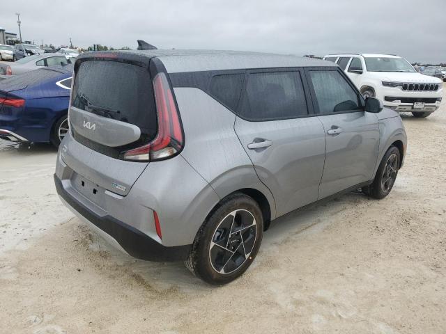 Photo 2 VIN: KNDJ33AU3R7921910 - KIA SOUL EX 