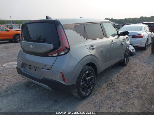 Photo 3 VIN: KNDJ33AU5P7893573 - KIA SOUL 