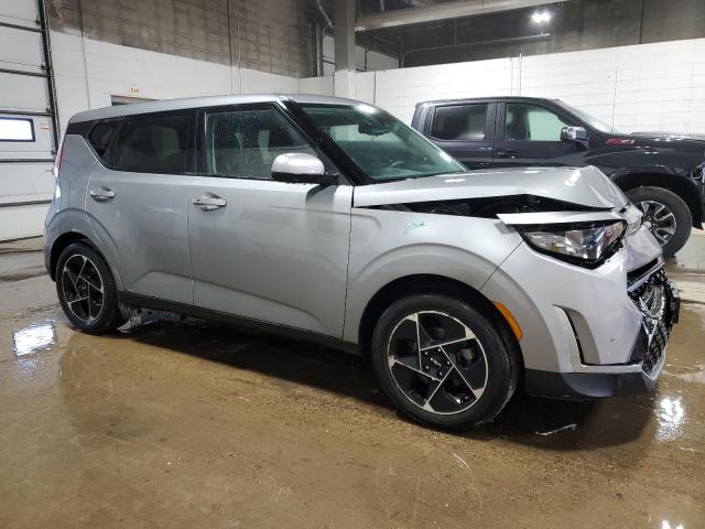 Photo 3 VIN: KNDJ33AU7P7856041 - KIA SOUL EX 