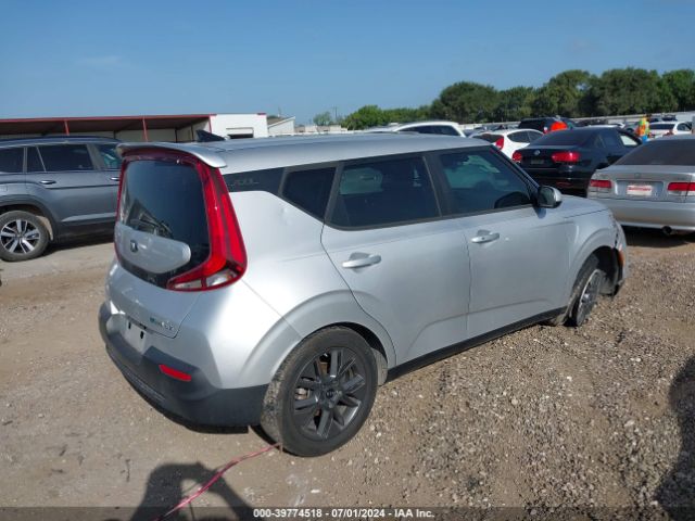 Photo 3 VIN: KNDJ33AU8M7775965 - KIA SOUL 