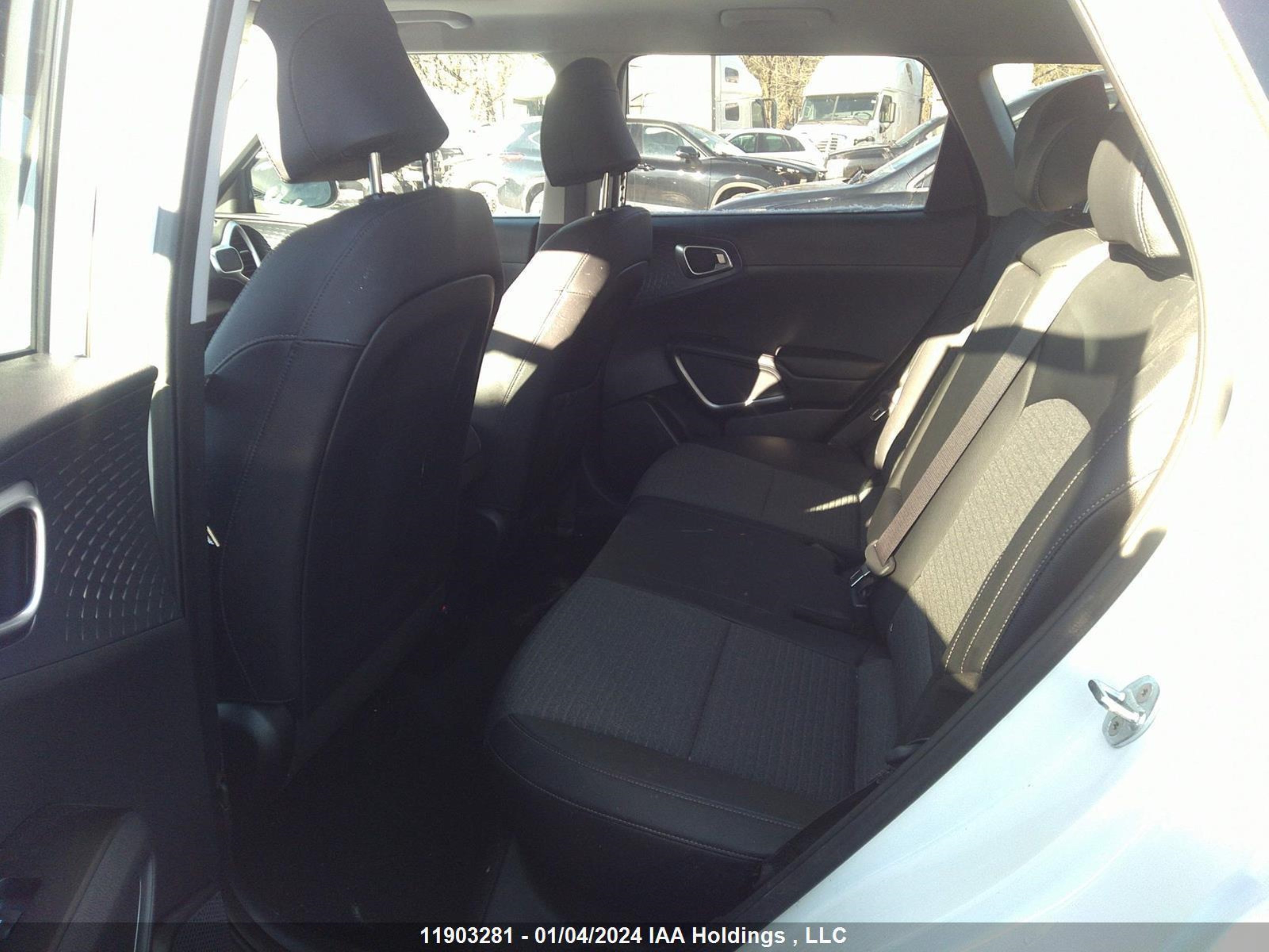 Photo 7 VIN: KNDJ33AU8N7150452 - KIA SOUL 