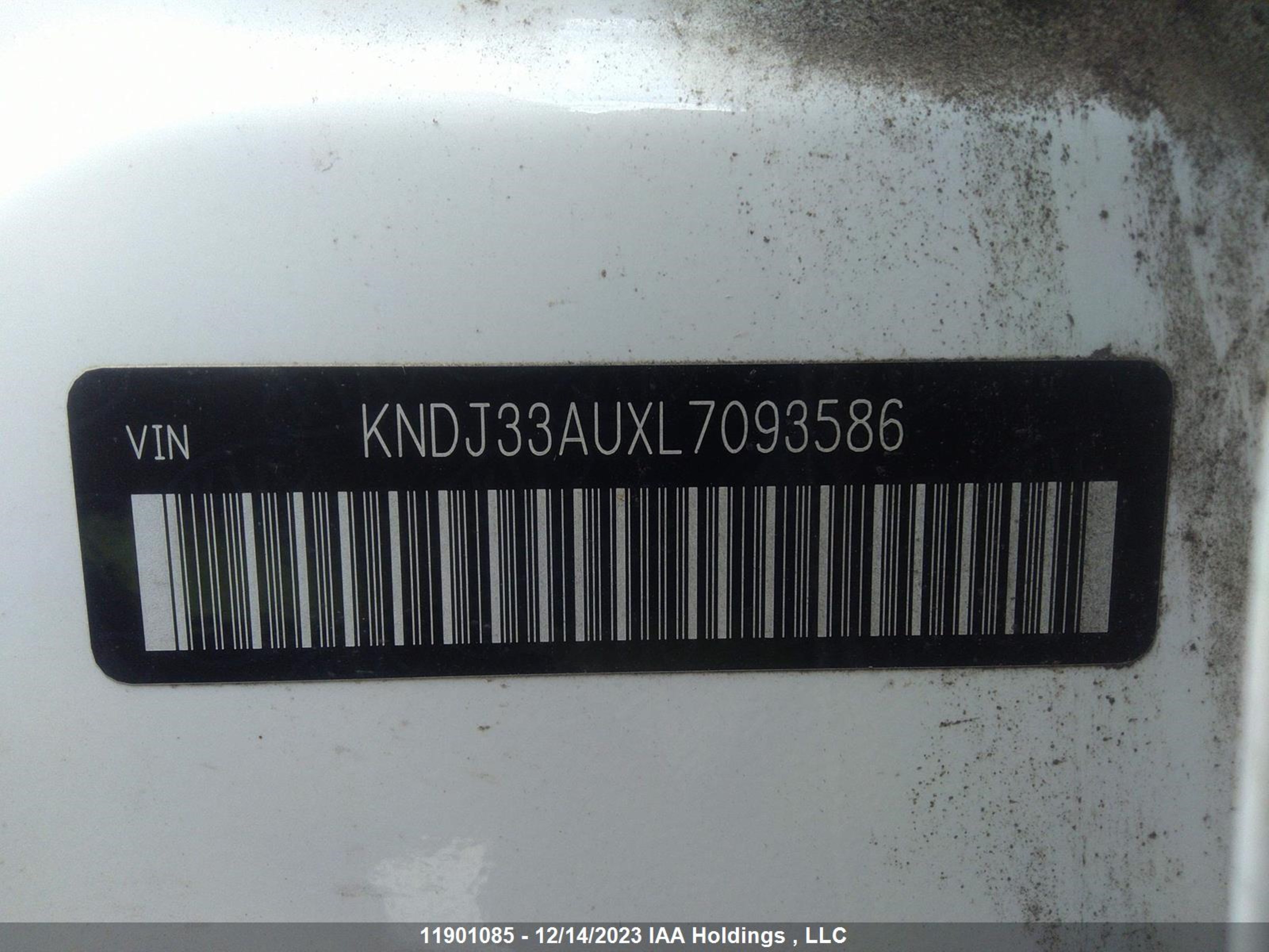 Photo 8 VIN: KNDJ33AUXL7093586 - KIA SOUL 