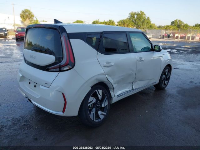 Photo 3 VIN: KNDJ53AU0P7885245 - KIA SOUL 