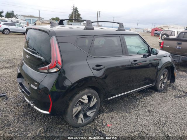 Photo 3 VIN: KNDJ53AU3P7873543 - KIA SOUL 