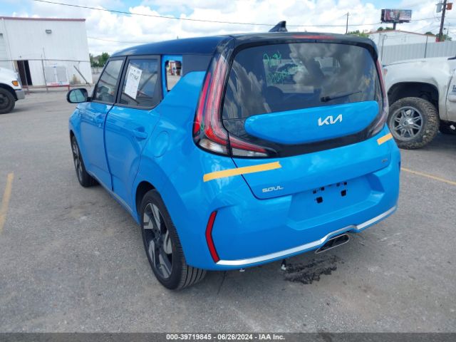 Photo 2 VIN: KNDJ53AU5R7219419 - KIA SOUL 