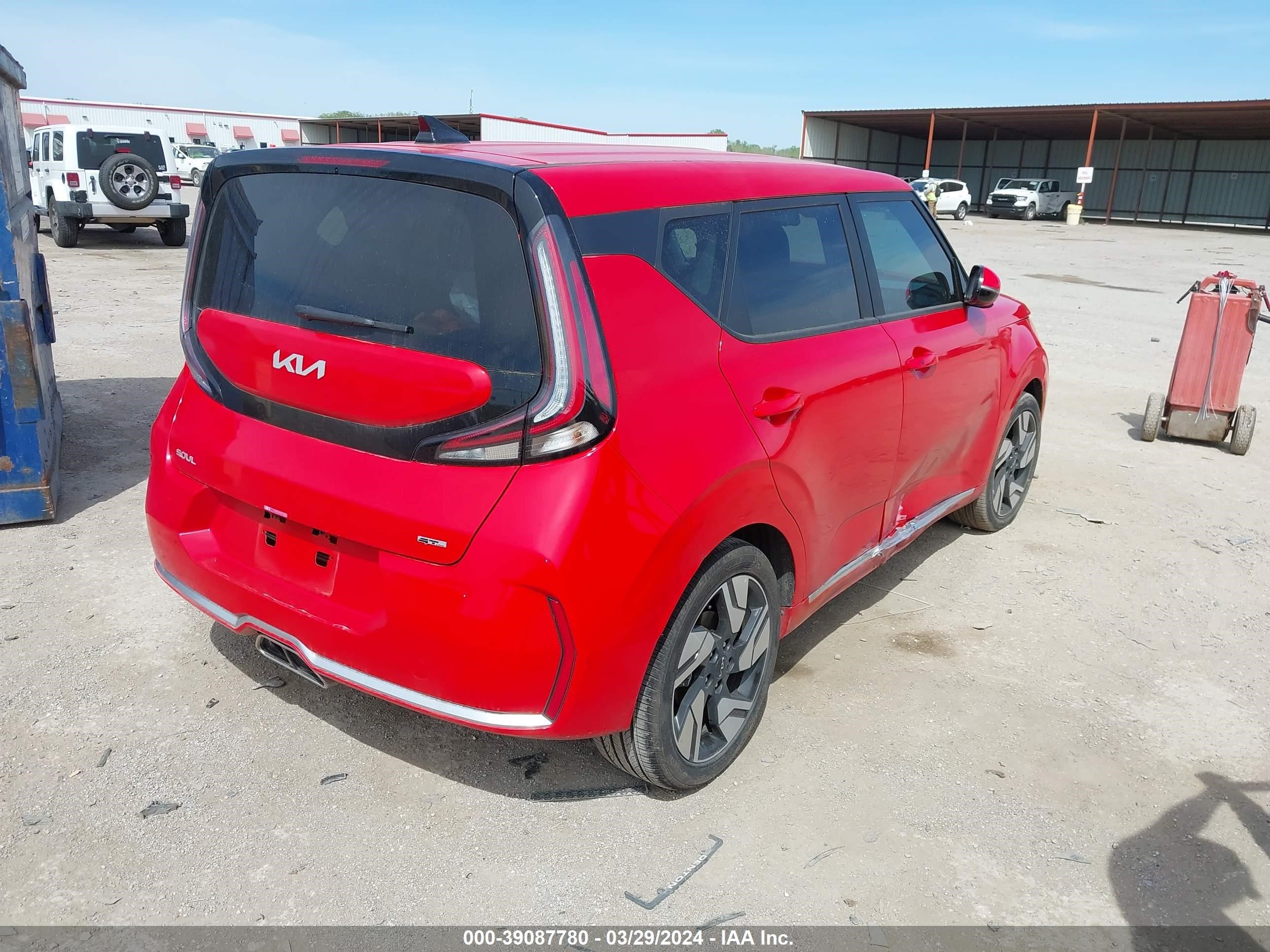 Photo 3 VIN: KNDJ53AU9R7218791 - KIA SOUL 