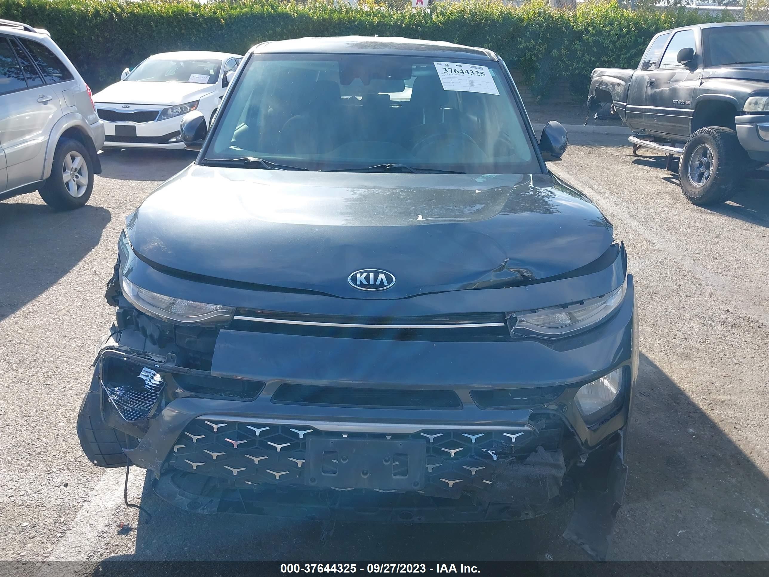 Photo 11 VIN: KNDJ63AU2L7013401 - KIA SOUL 