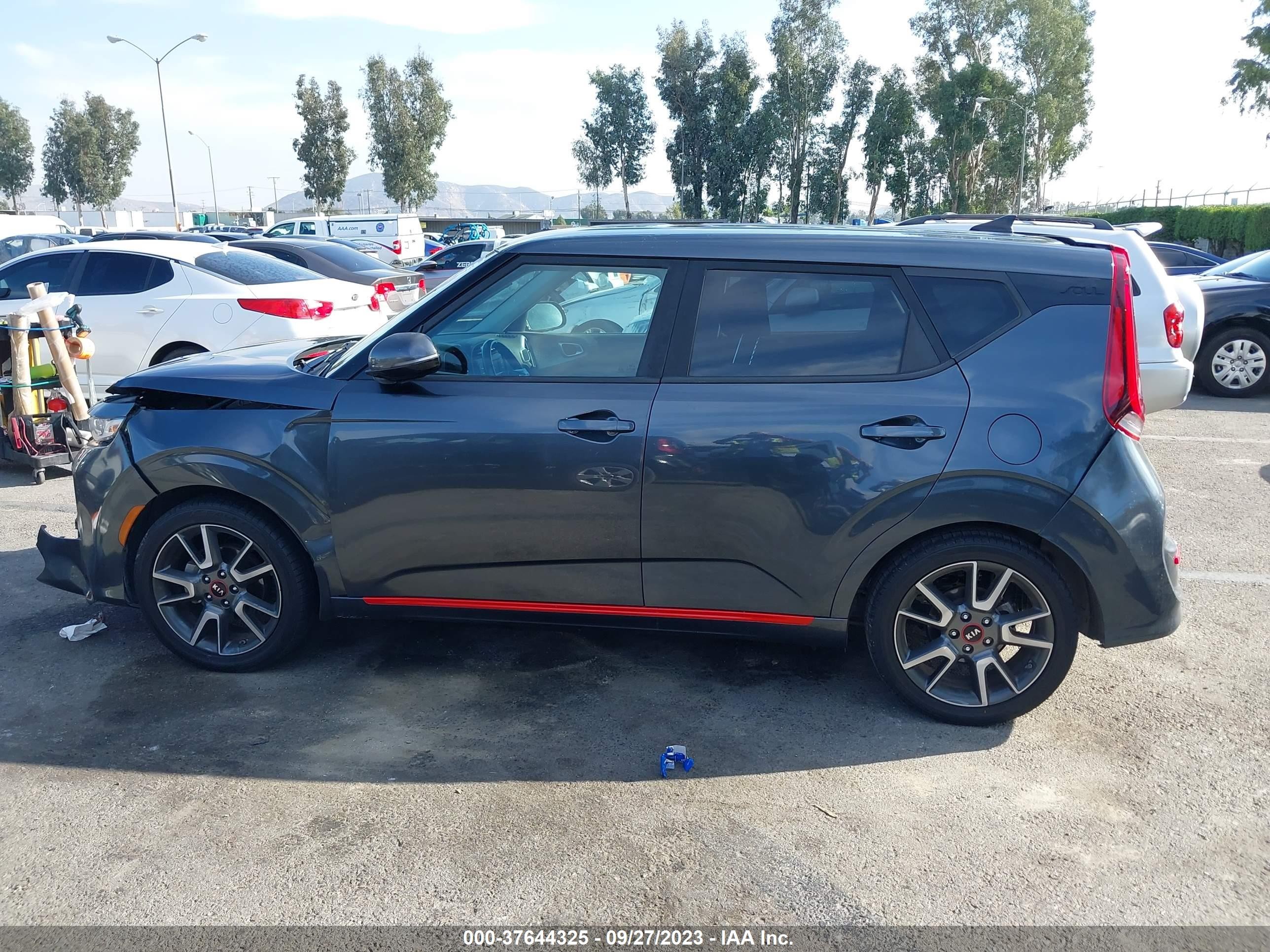 Photo 13 VIN: KNDJ63AU2L7013401 - KIA SOUL 