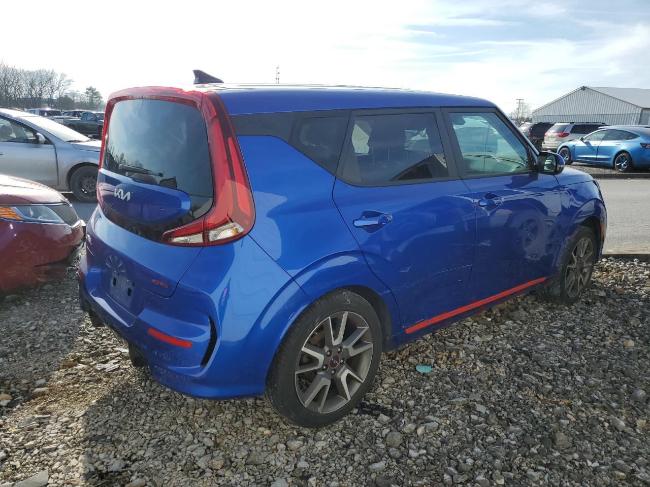 Photo 2 VIN: KNDJ63AU3N7827186 - KIA SOUL 