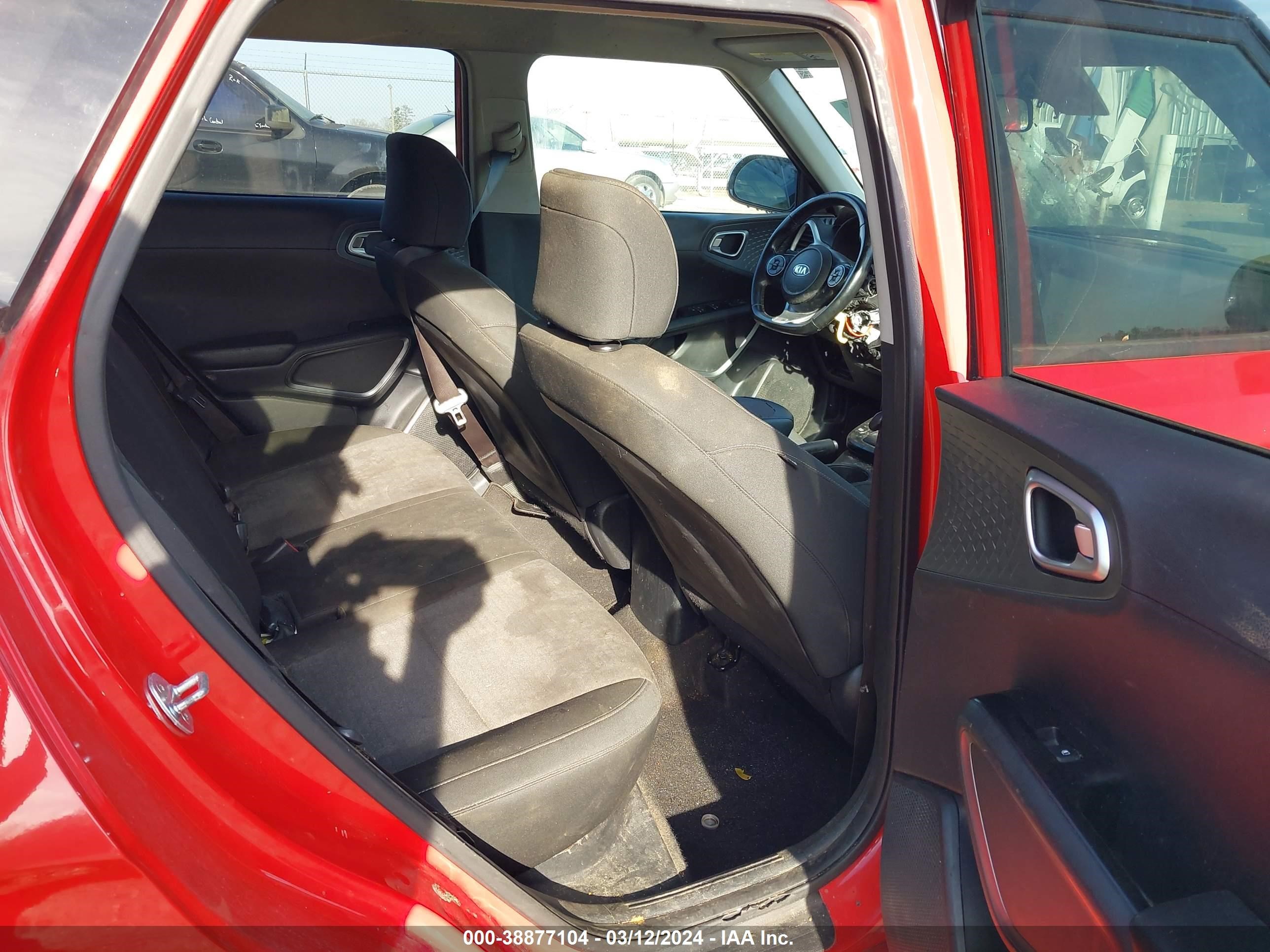 Photo 7 VIN: KNDJ63AU4L7074040 - KIA SOUL 