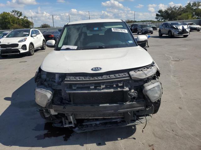 Photo 4 VIN: KNDJ63AUXM7131097 - KIA SOUL GT LI 