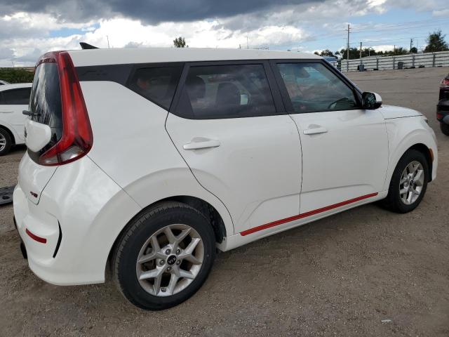 Photo 2 VIN: KNDJ63AUXM7765560 - KIA SOUL GT LI 