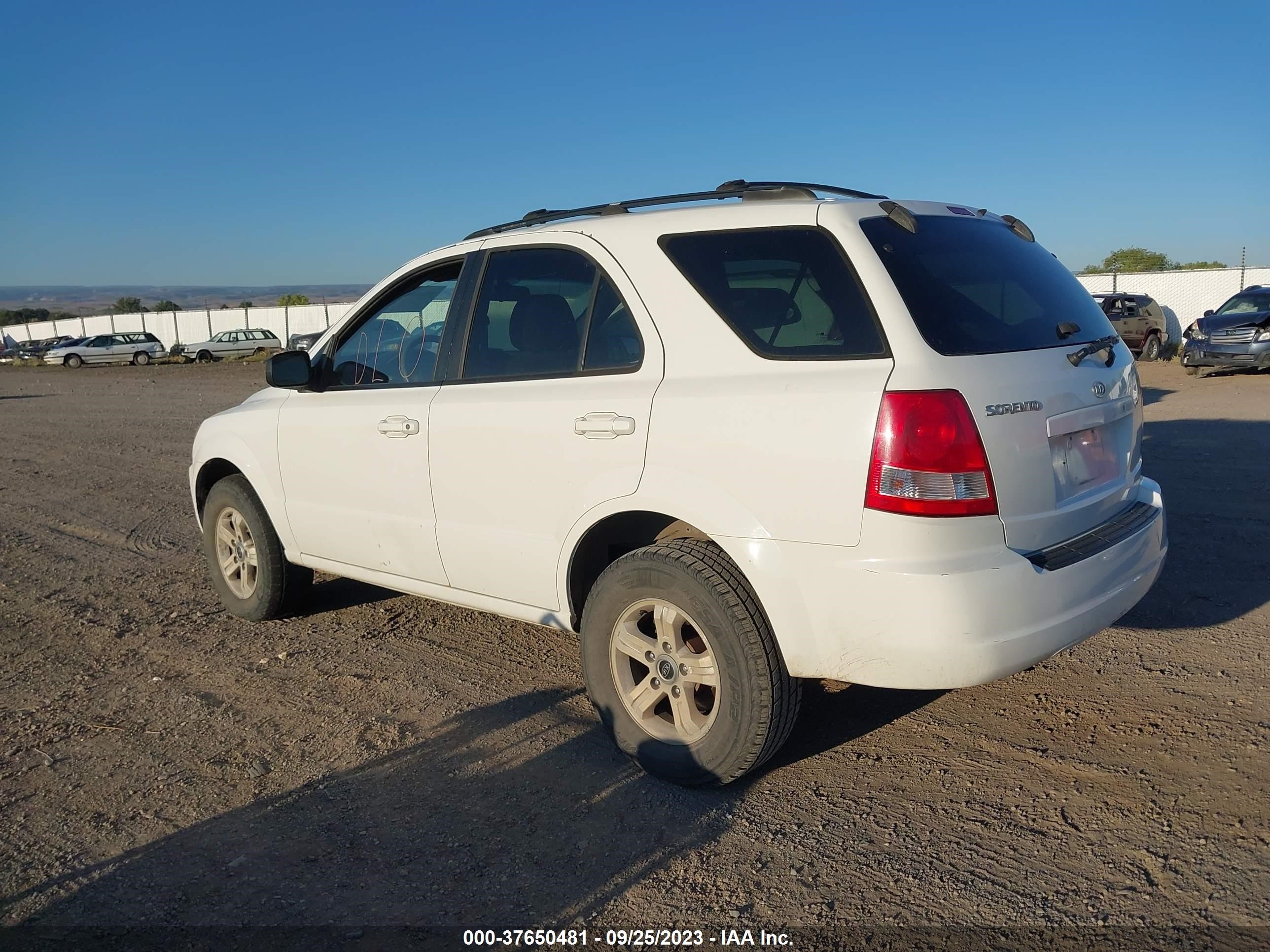 Photo 2 VIN: KNDJC733145248468 - KIA SORENTO 