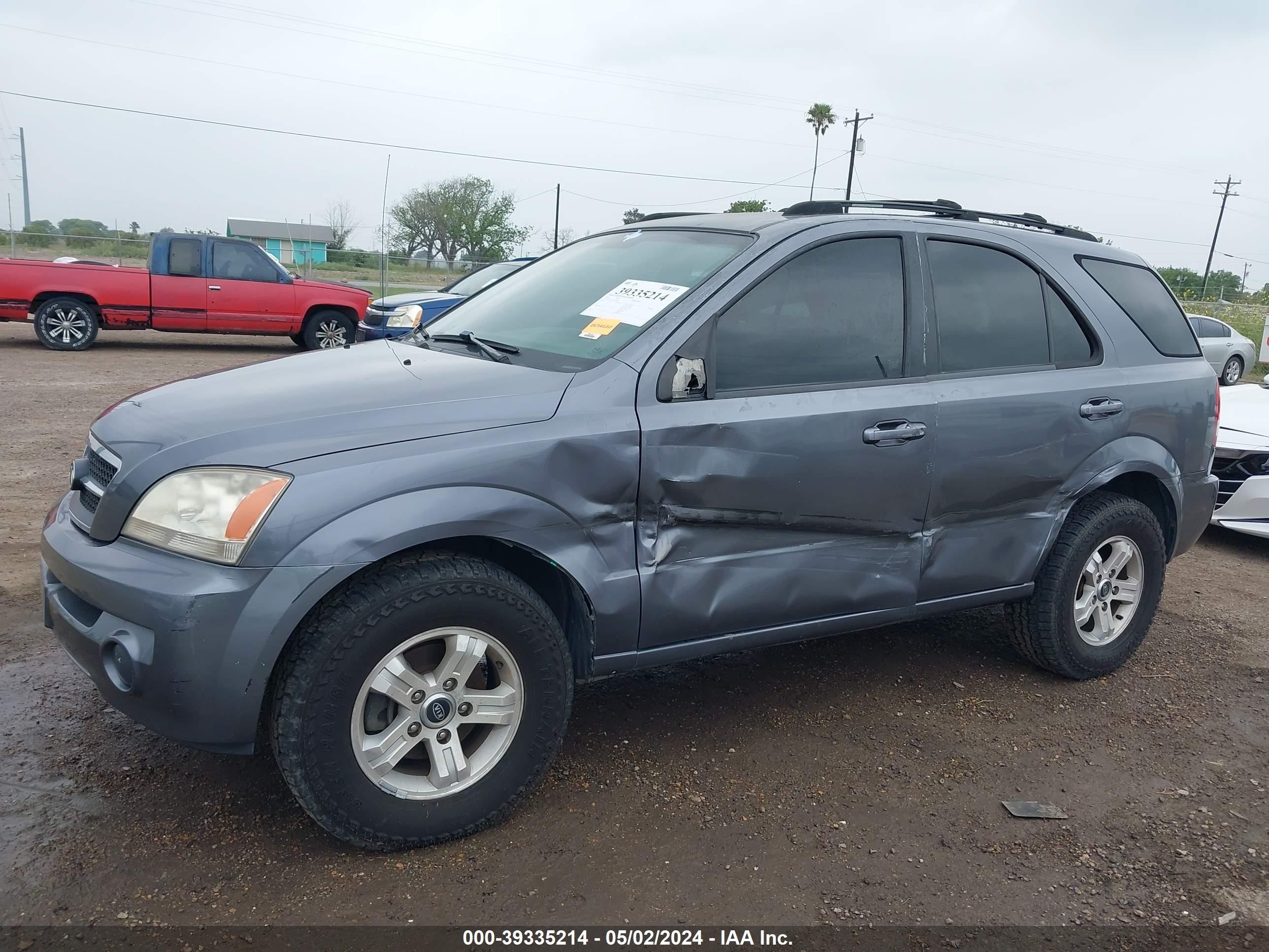 Photo 5 VIN: KNDJC733255348905 - KIA SORENTO 