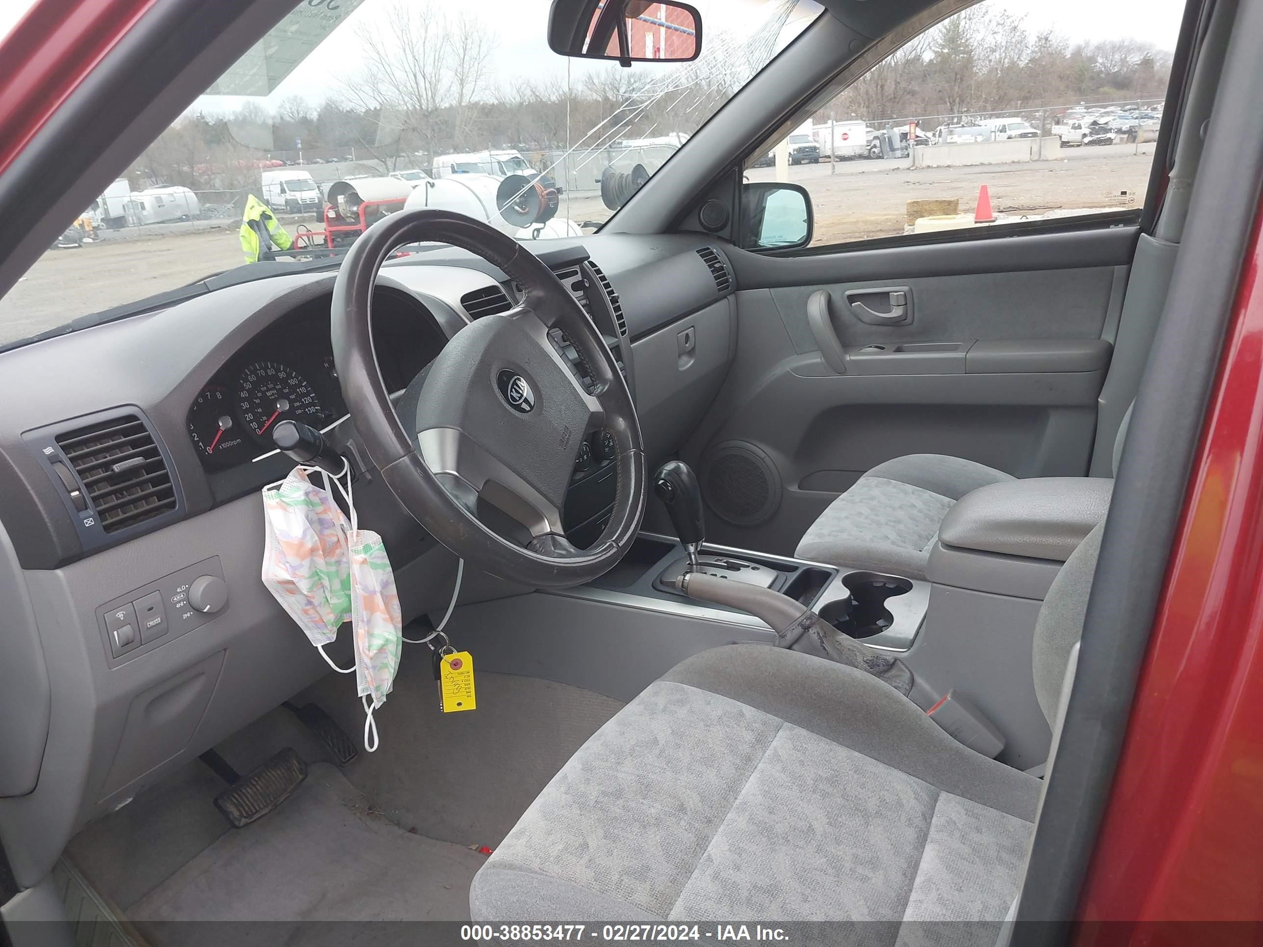 Photo 4 VIN: KNDJC733455463327 - KIA SORENTO 