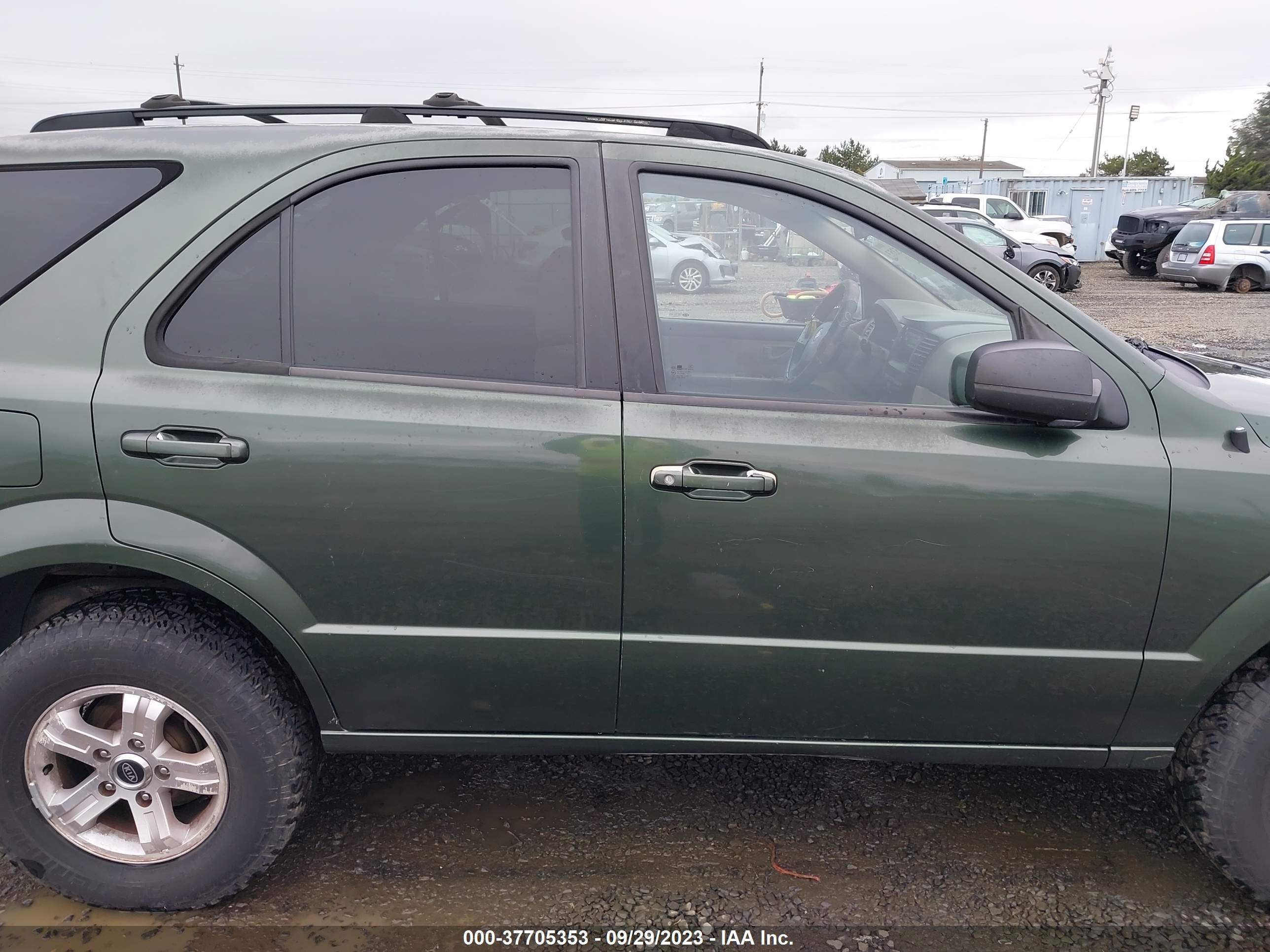 Photo 12 VIN: KNDJC733545183768 - KIA SORENTO 