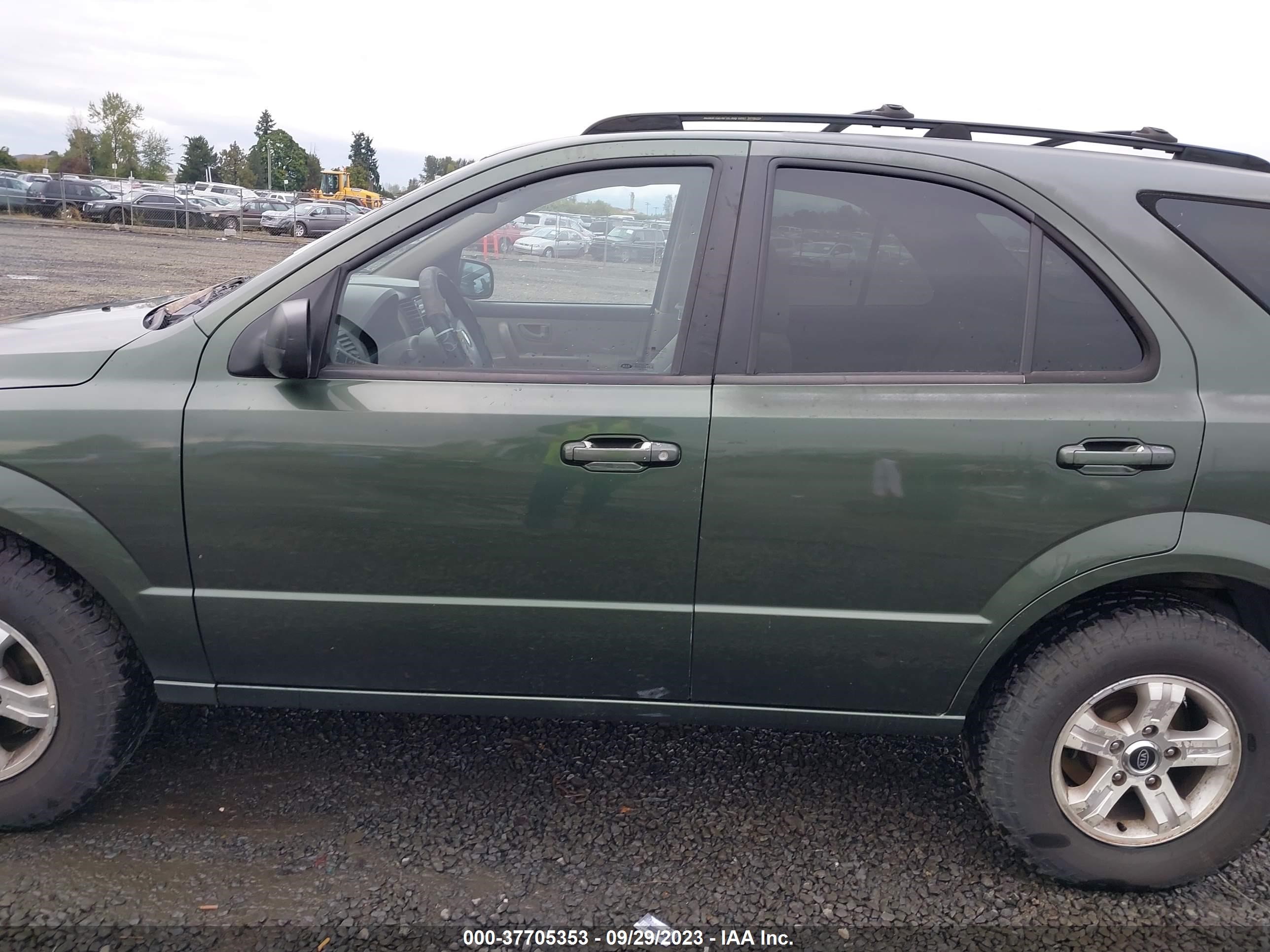 Photo 13 VIN: KNDJC733545183768 - KIA SORENTO 