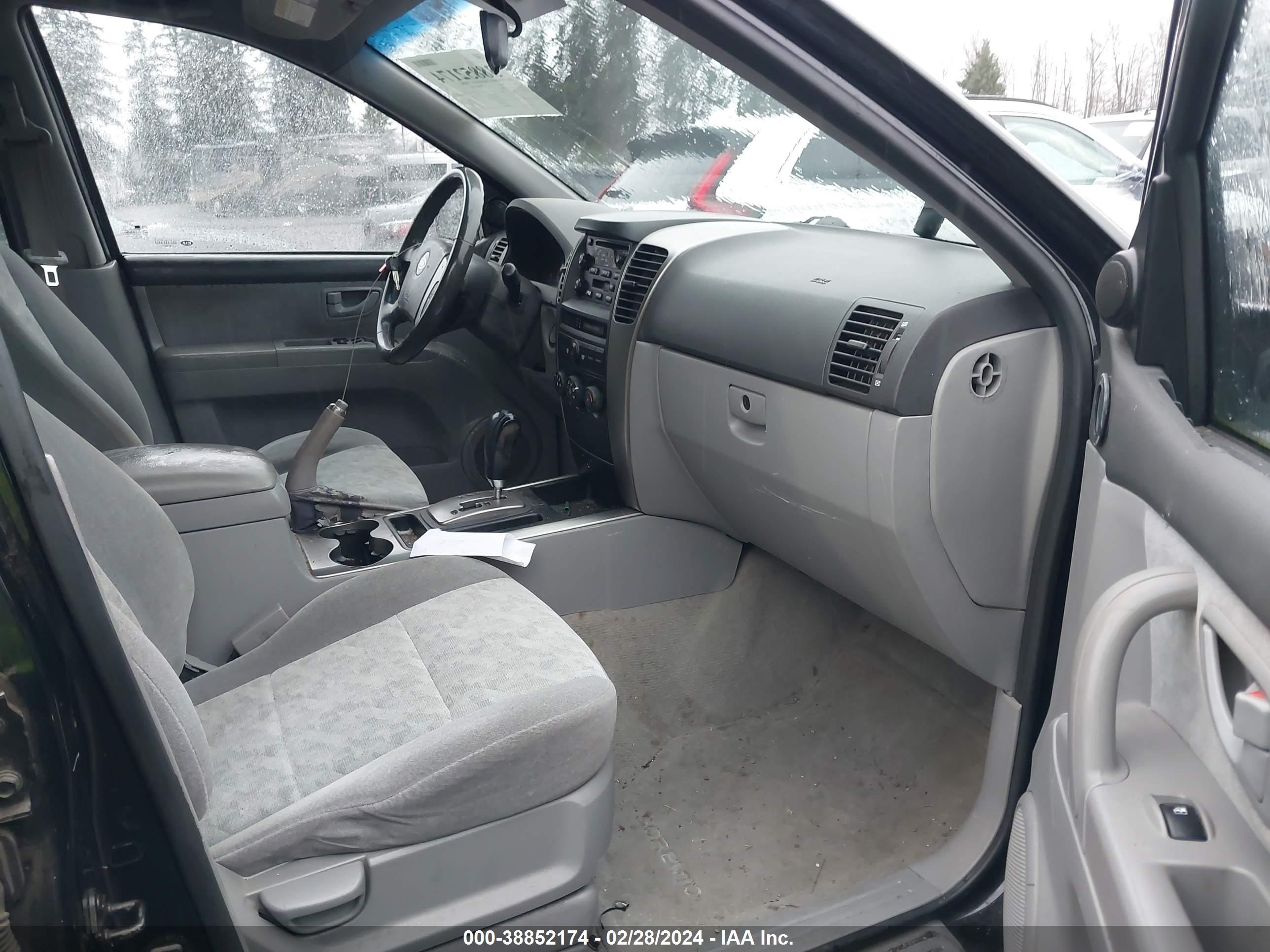 Photo 4 VIN: KNDJC733555368484 - KIA SORENTO 