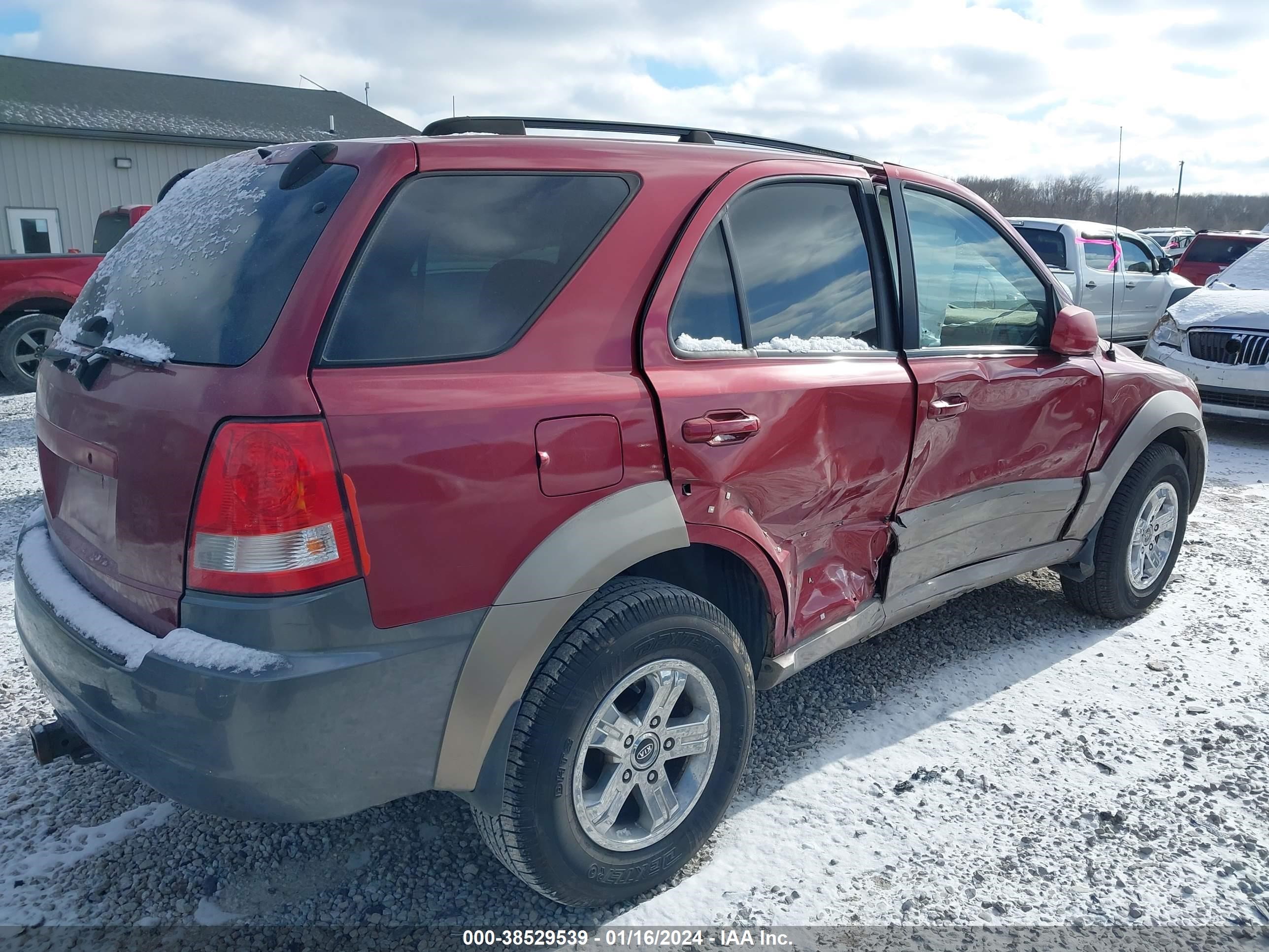 Photo 3 VIN: KNDJC733645247459 - KIA SORENTO 