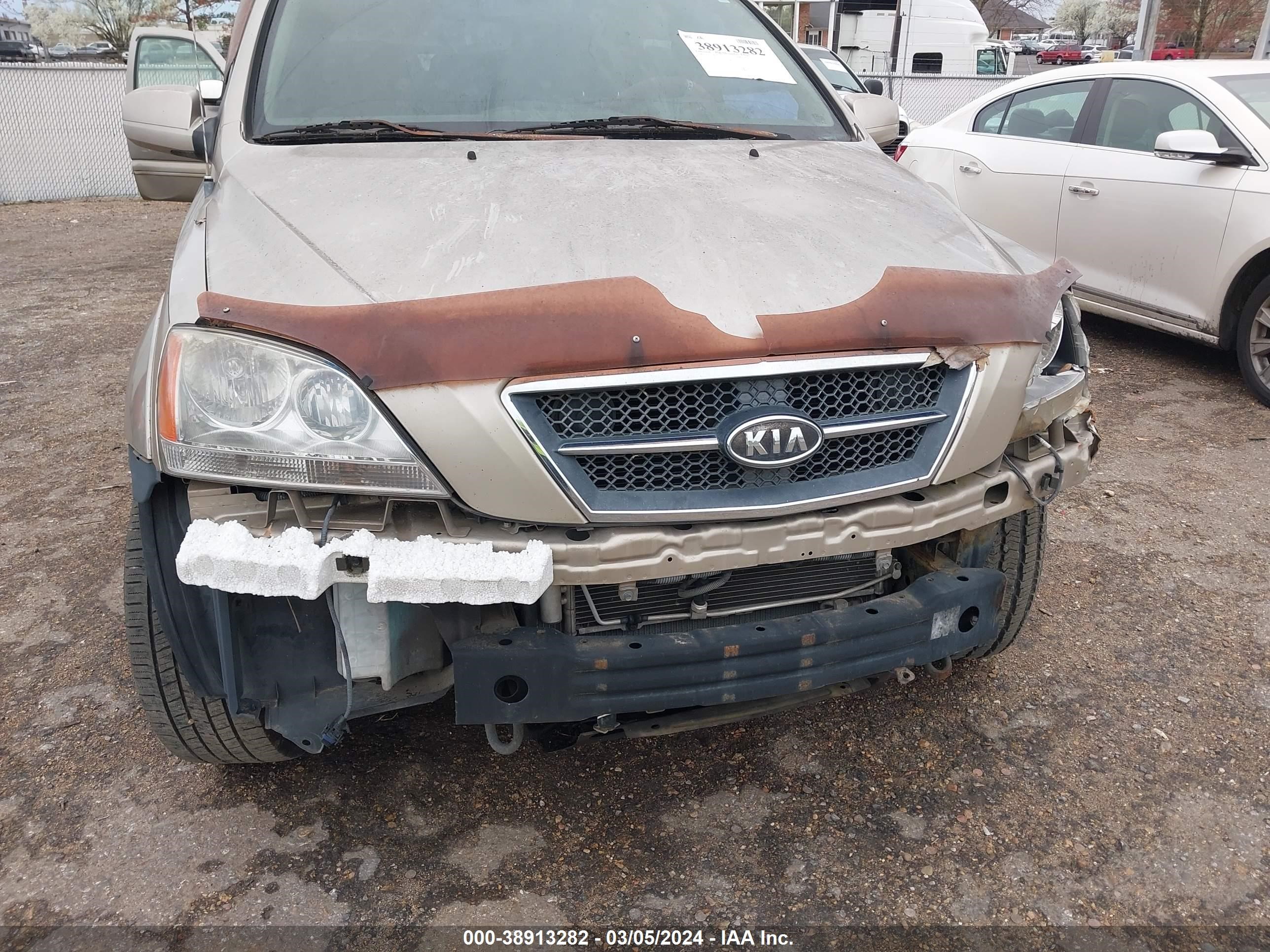 Photo 5 VIN: KNDJC733665619711 - KIA SORENTO 