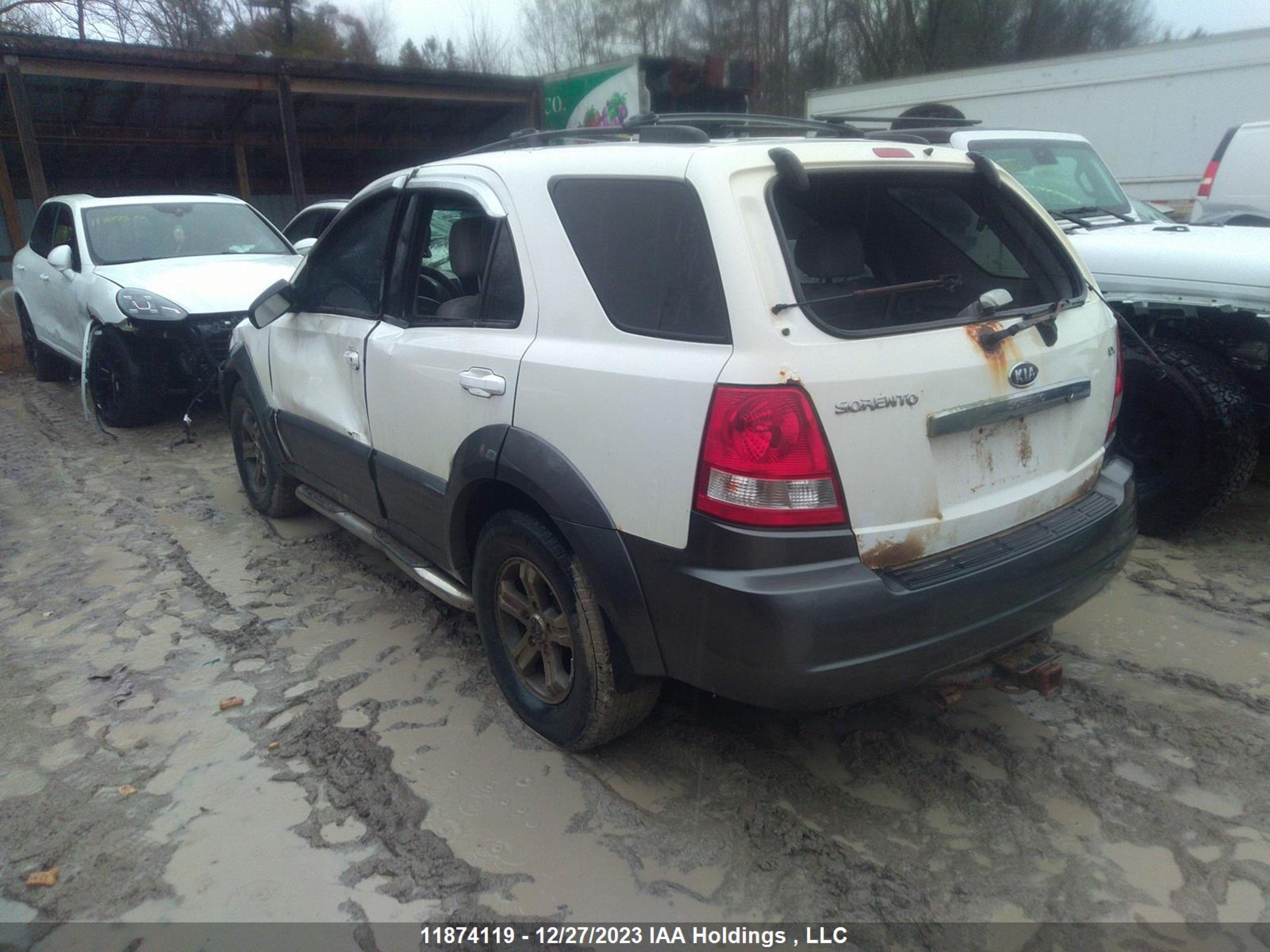 Photo 2 VIN: KNDJC733665629963 - KIA SORENTO 