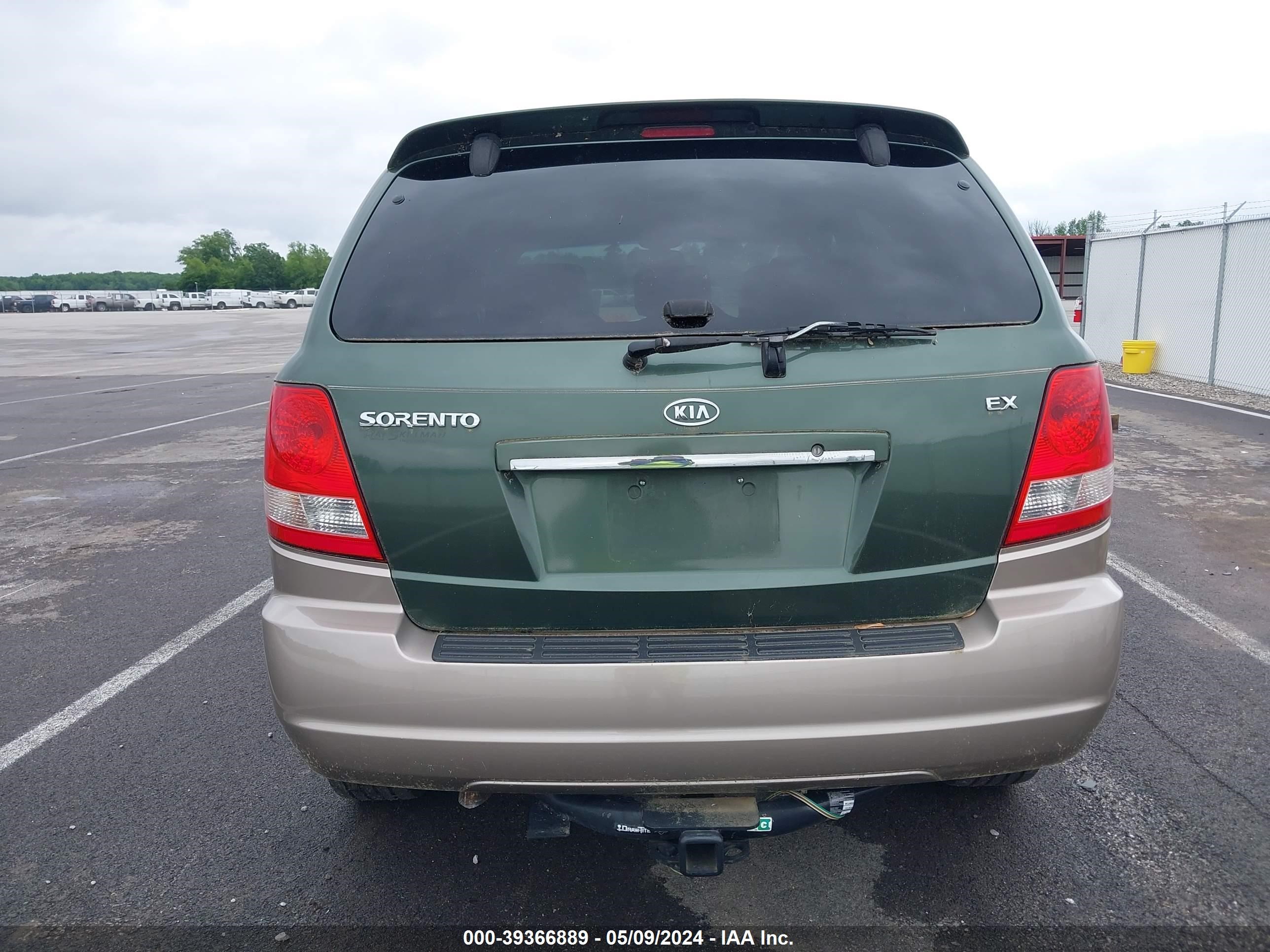 Photo 11 VIN: KNDJC733755369040 - KIA SORENTO 