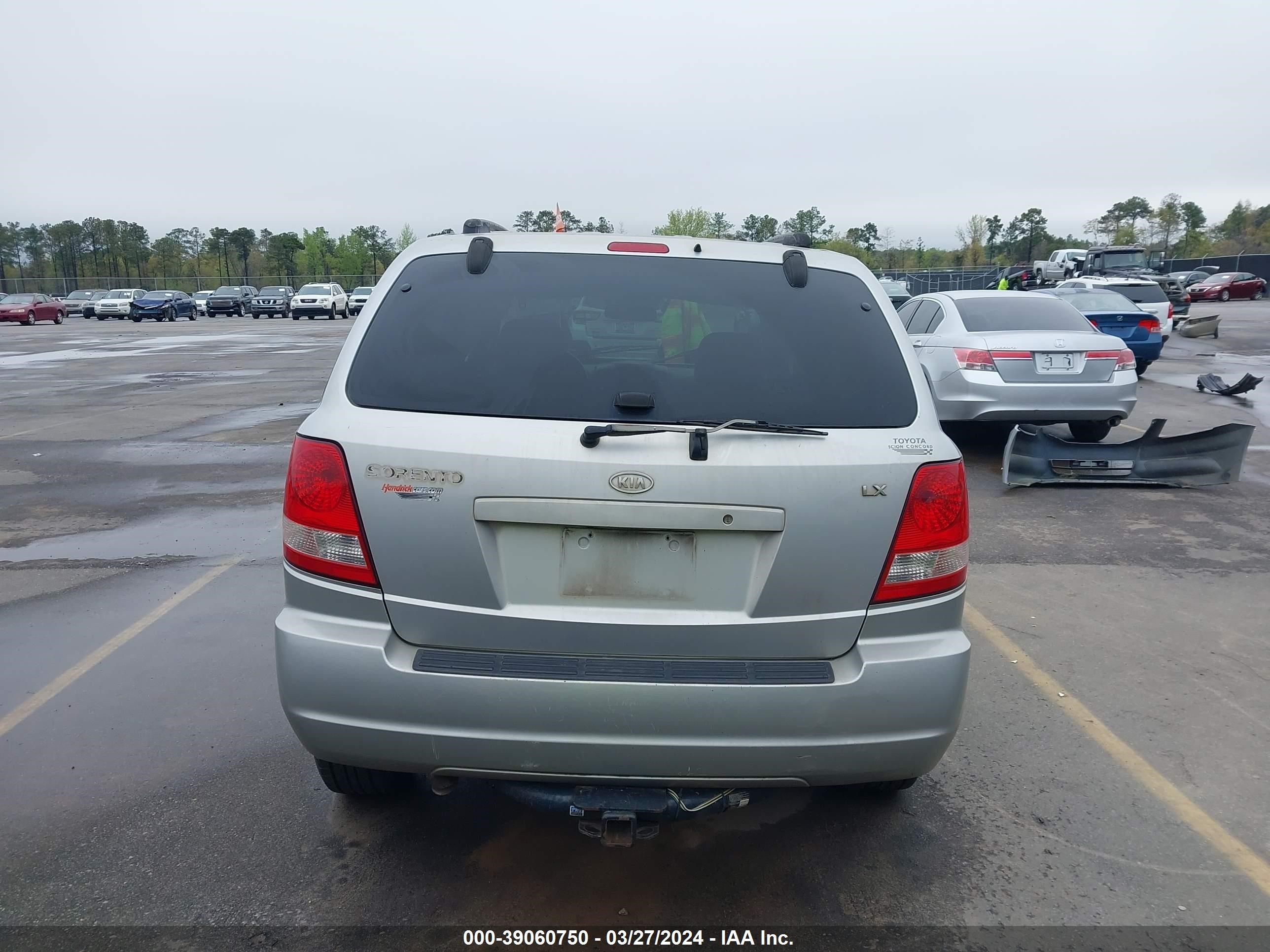 Photo 15 VIN: KNDJC733845275473 - KIA SORENTO 