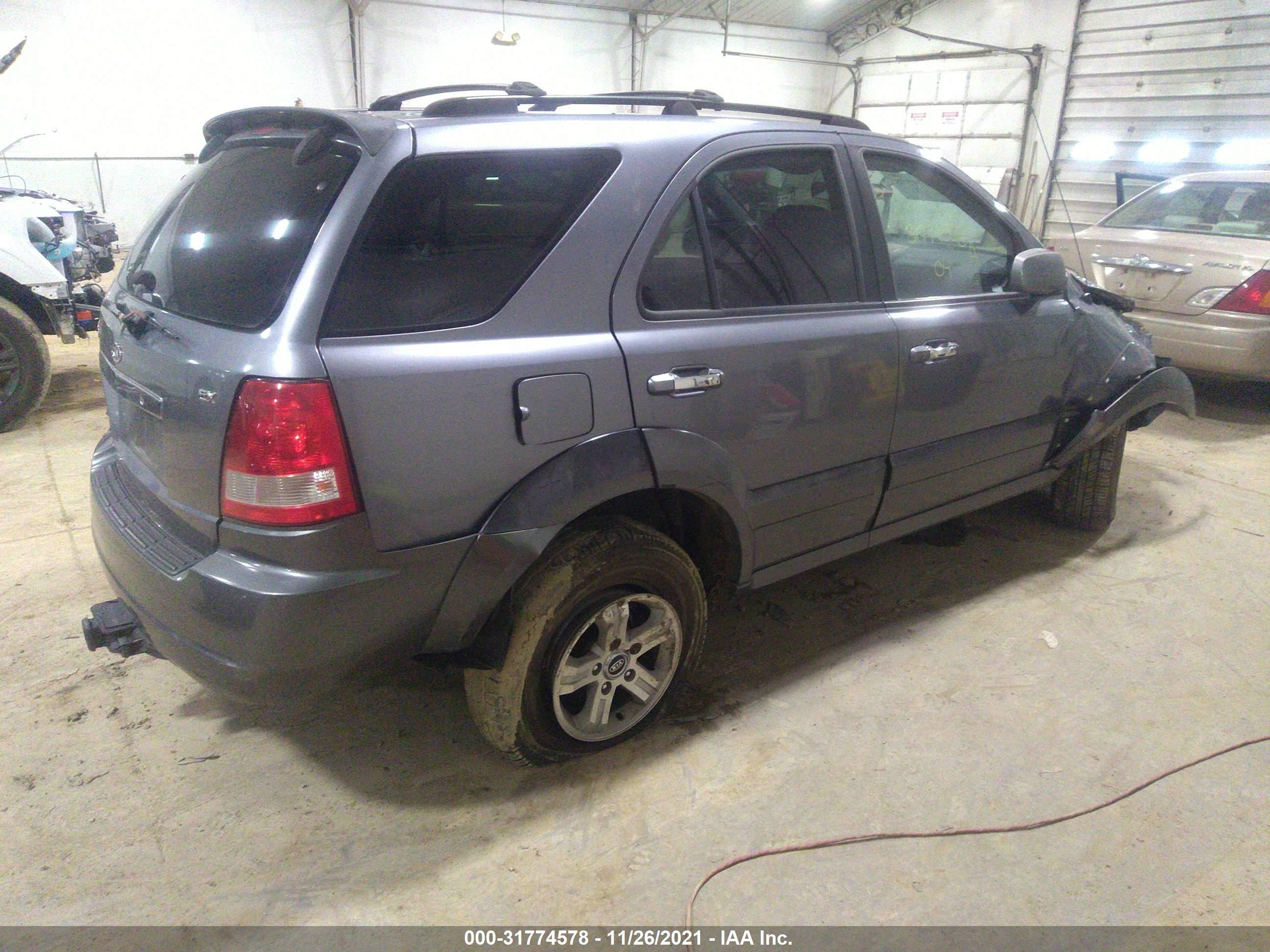 Photo 3 VIN: KNDJC733945228520 - KIA SORENTO 