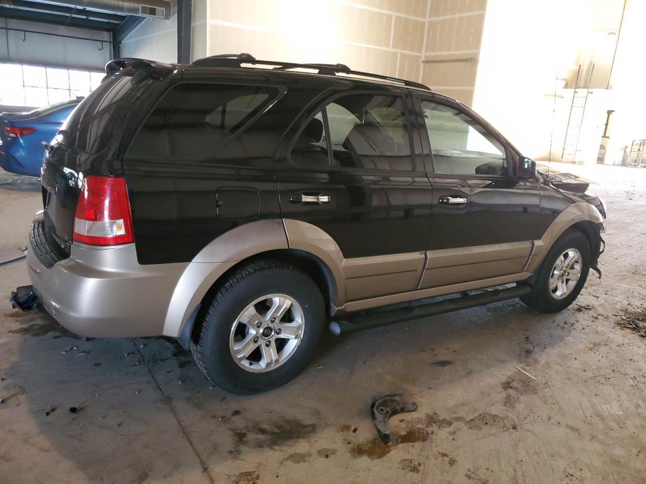 Photo 2 VIN: KNDJC733955442487 - KIA SORENTO 