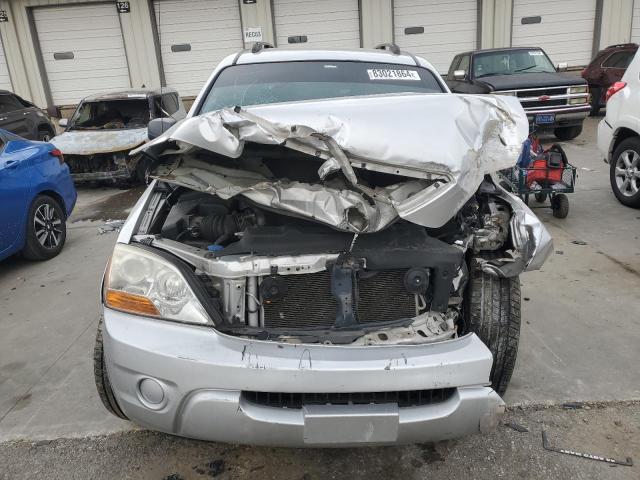 Photo 4 VIN: KNDJC735285841800 - KIA SORENTO EX 