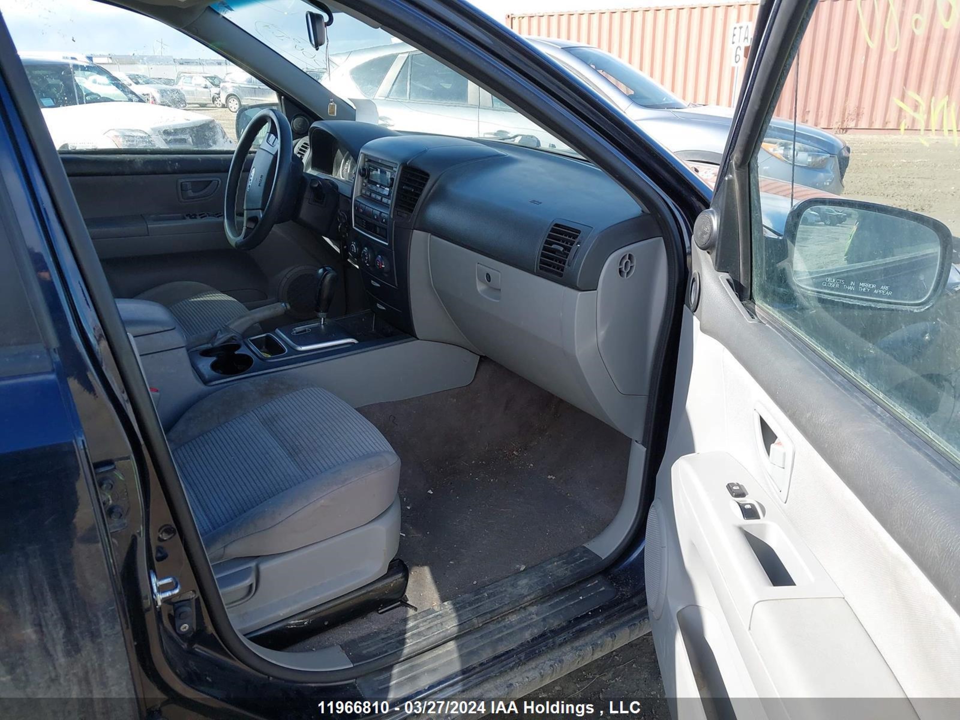 Photo 4 VIN: KNDJC735295876371 - KIA SORENTO 