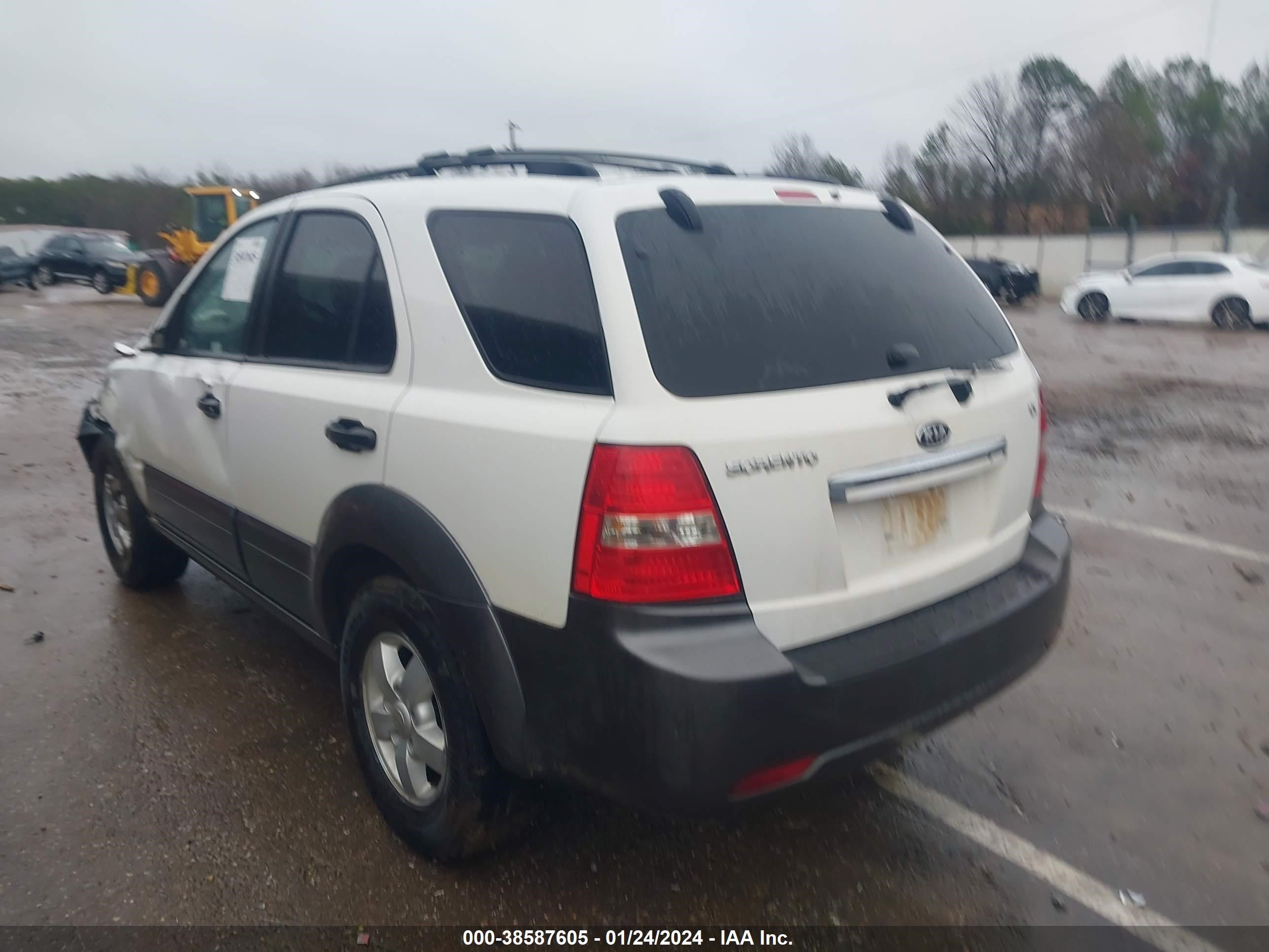 Photo 2 VIN: KNDJC736675665132 - KIA SORENTO 