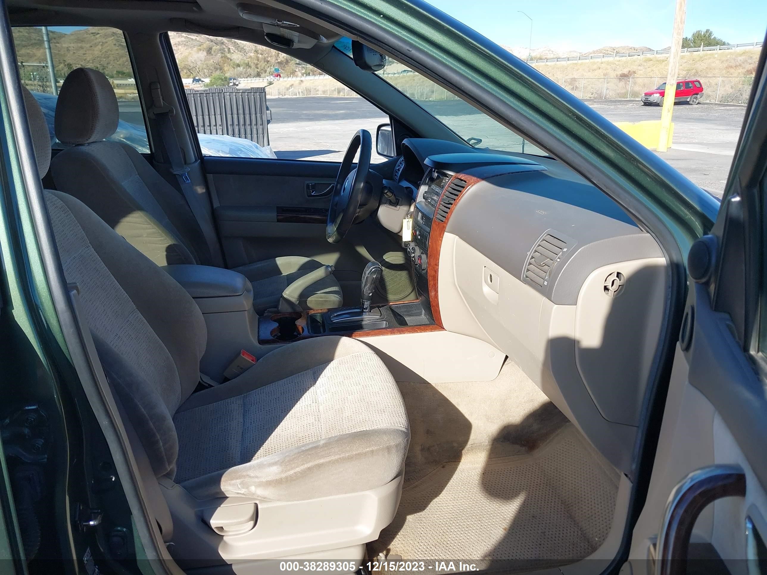 Photo 4 VIN: KNDJD733045198160 - KIA SORENTO 