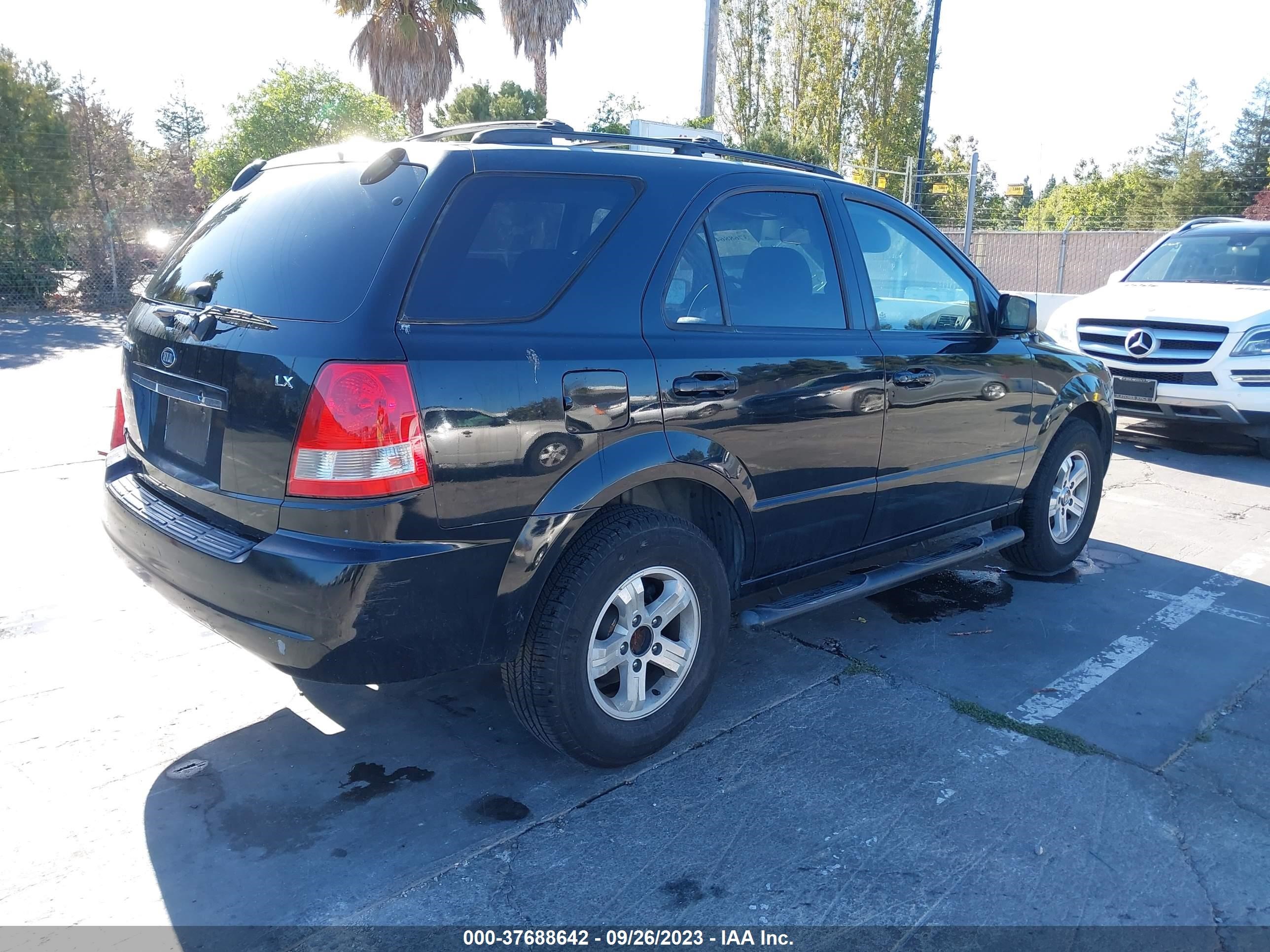 Photo 3 VIN: KNDJD733455359238 - KIA SORENTO 