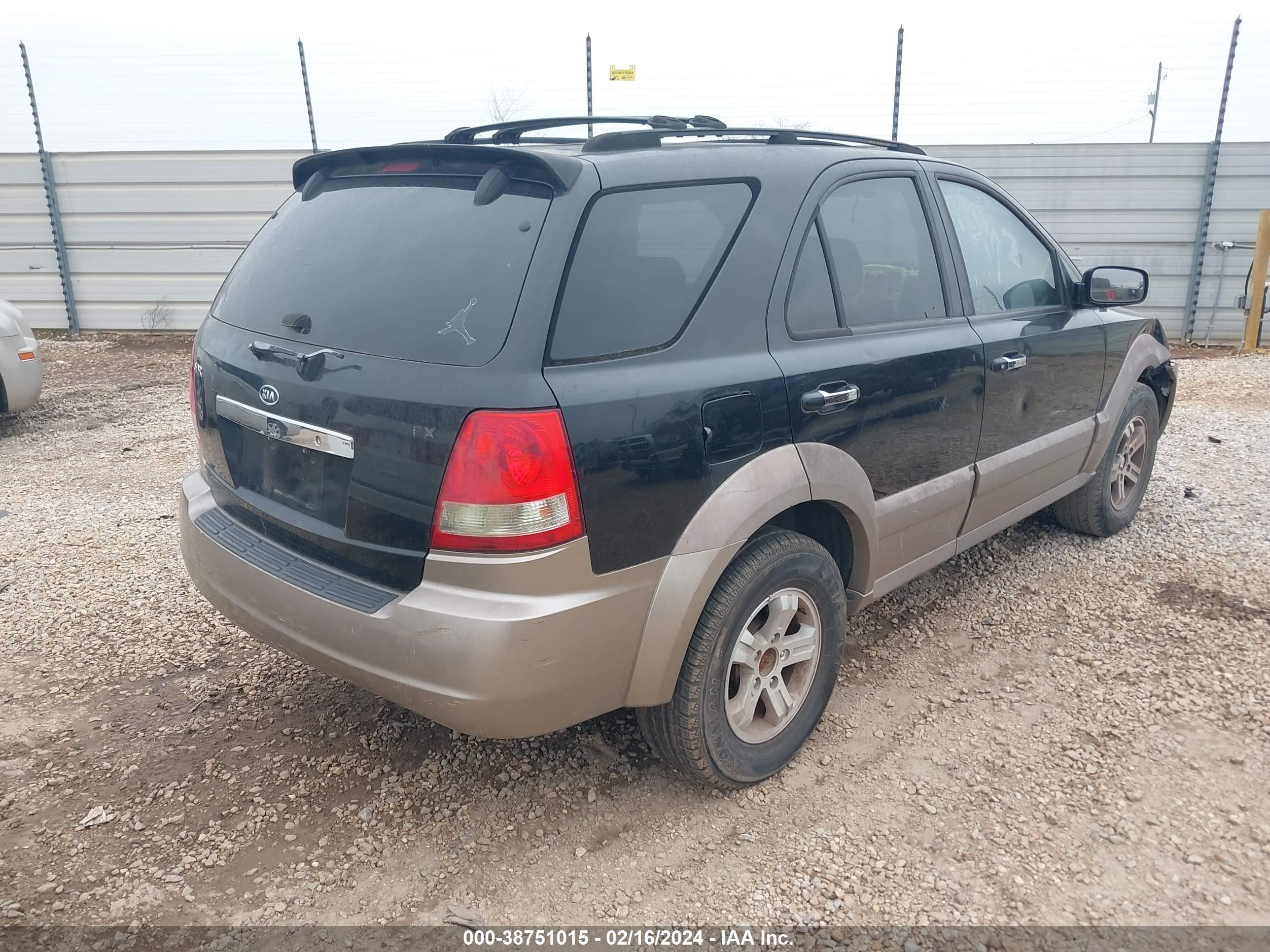 Photo 3 VIN: KNDJD733X45321172 - KIA SORENTO 