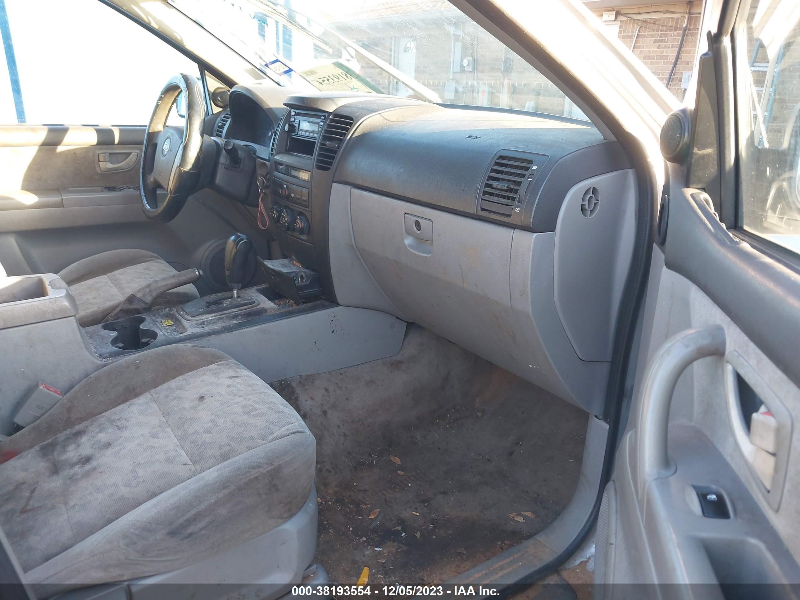 Photo 4 VIN: KNDJD733X65544038 - KIA SORENTO 