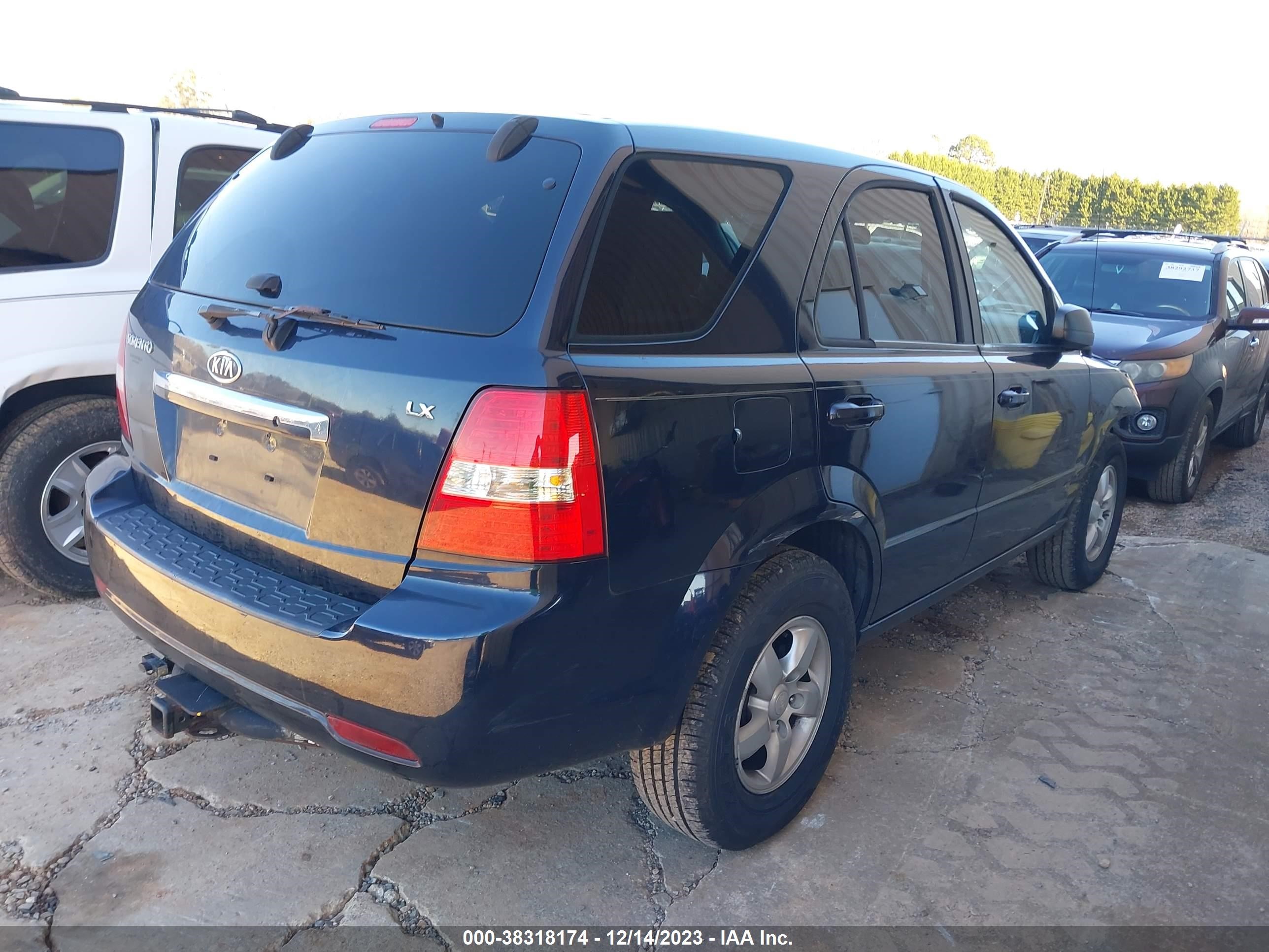 Photo 3 VIN: KNDJD735885839479 - KIA SORENTO 