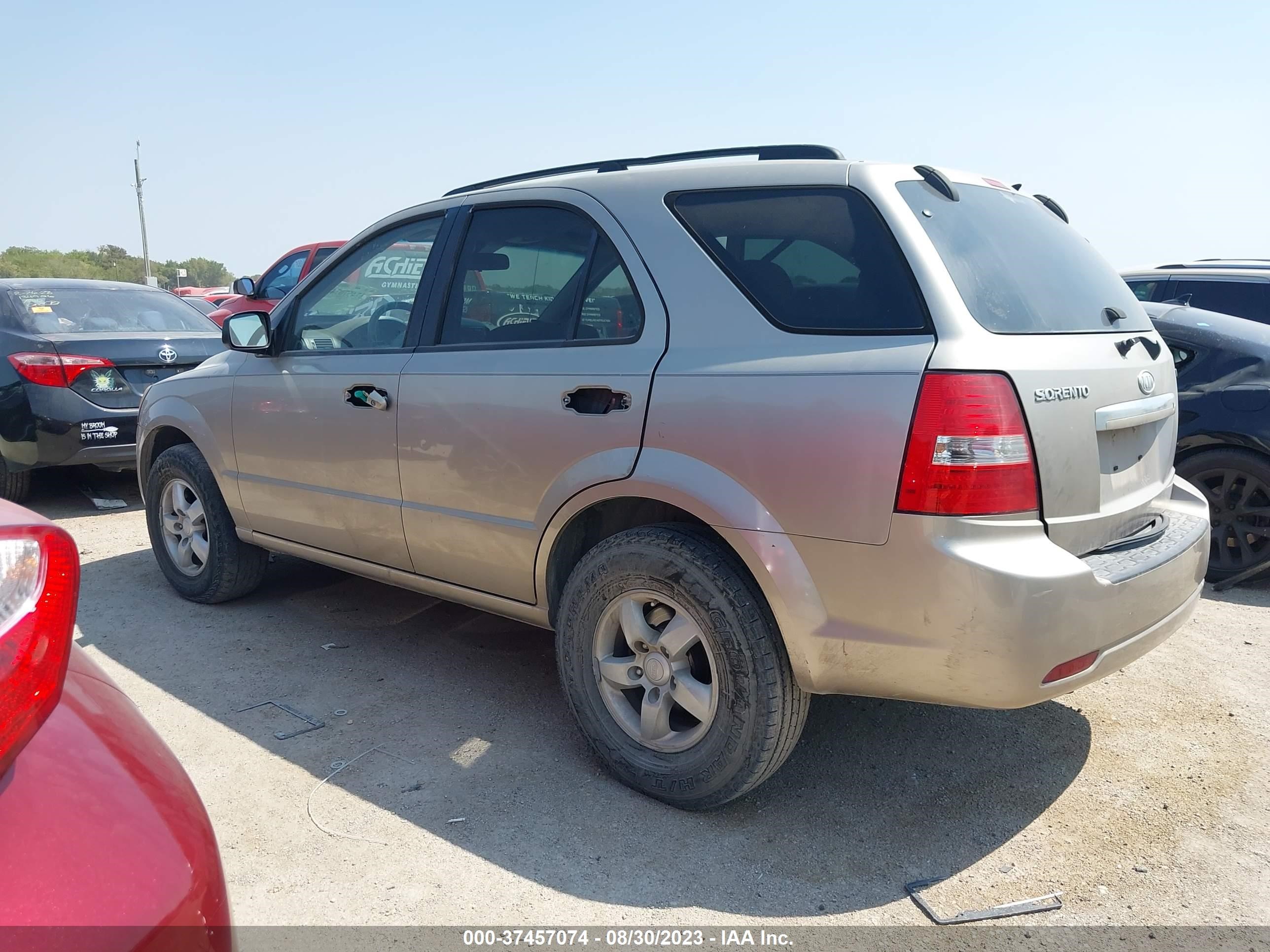 Photo 2 VIN: KNDJD735885852300 - KIA SORENTO 