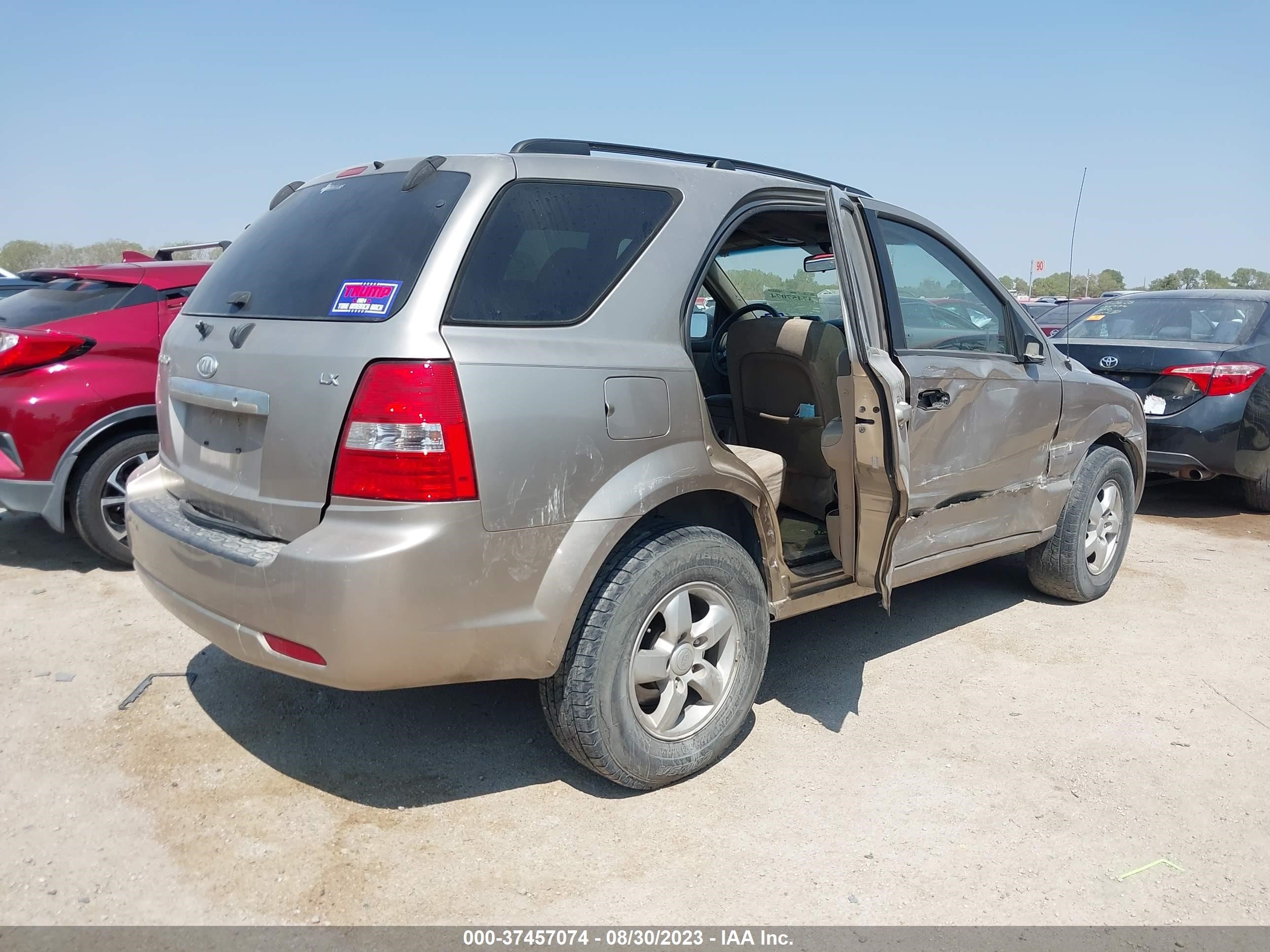 Photo 3 VIN: KNDJD735885852300 - KIA SORENTO 