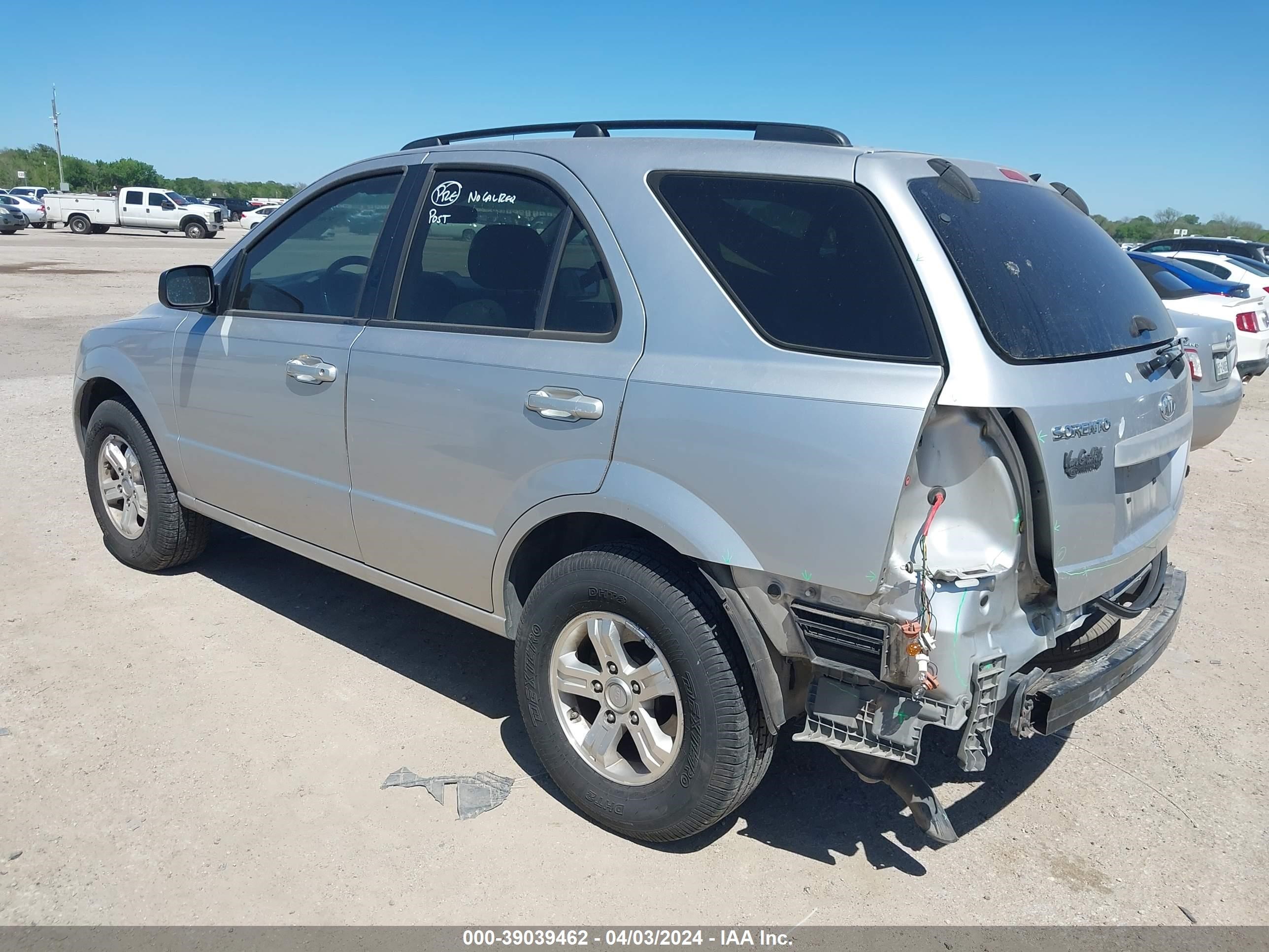 Photo 2 VIN: KNDJD735995881919 - KIA SORENTO 