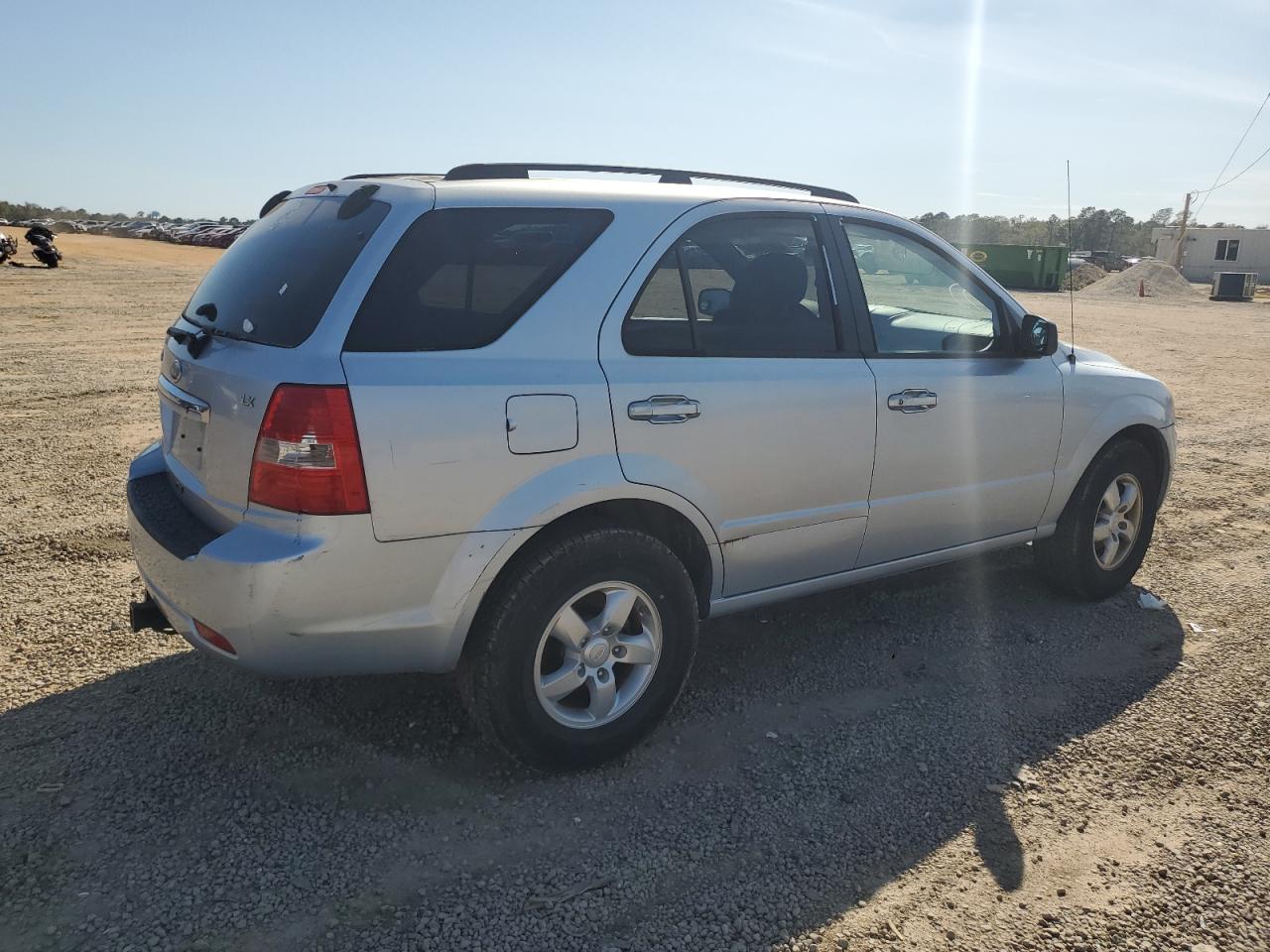 Photo 2 VIN: KNDJD735X85839368 - KIA SORENTO 